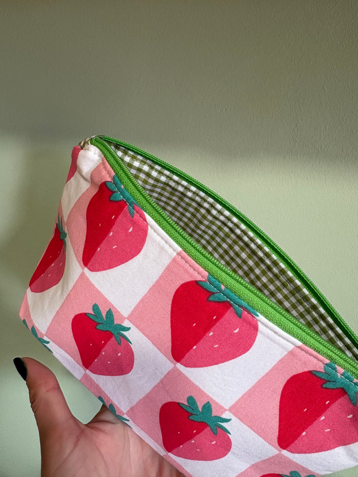 Neceser fresas – Hecha a mano en Barcelona