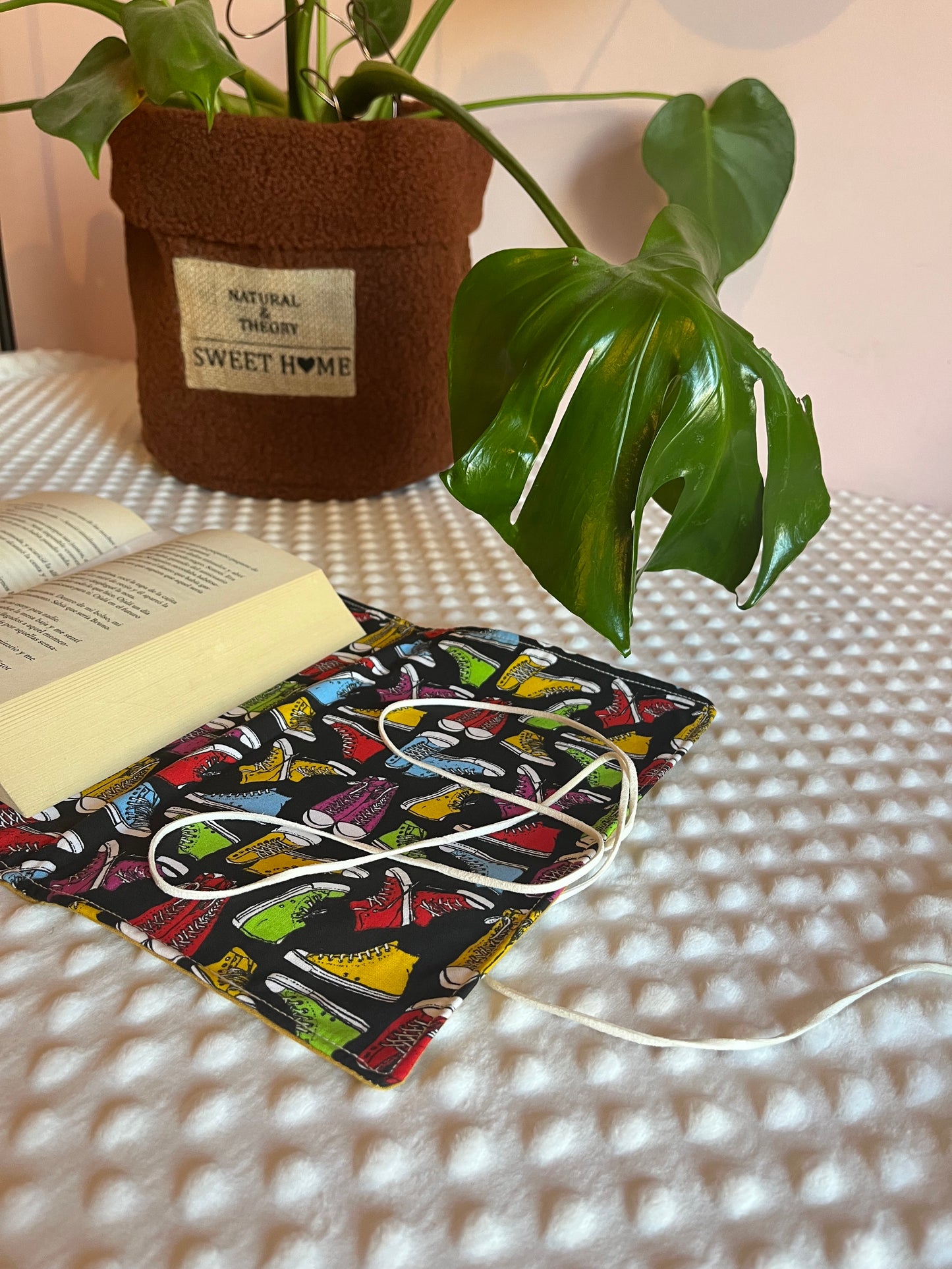 Funda de libro “Converse”