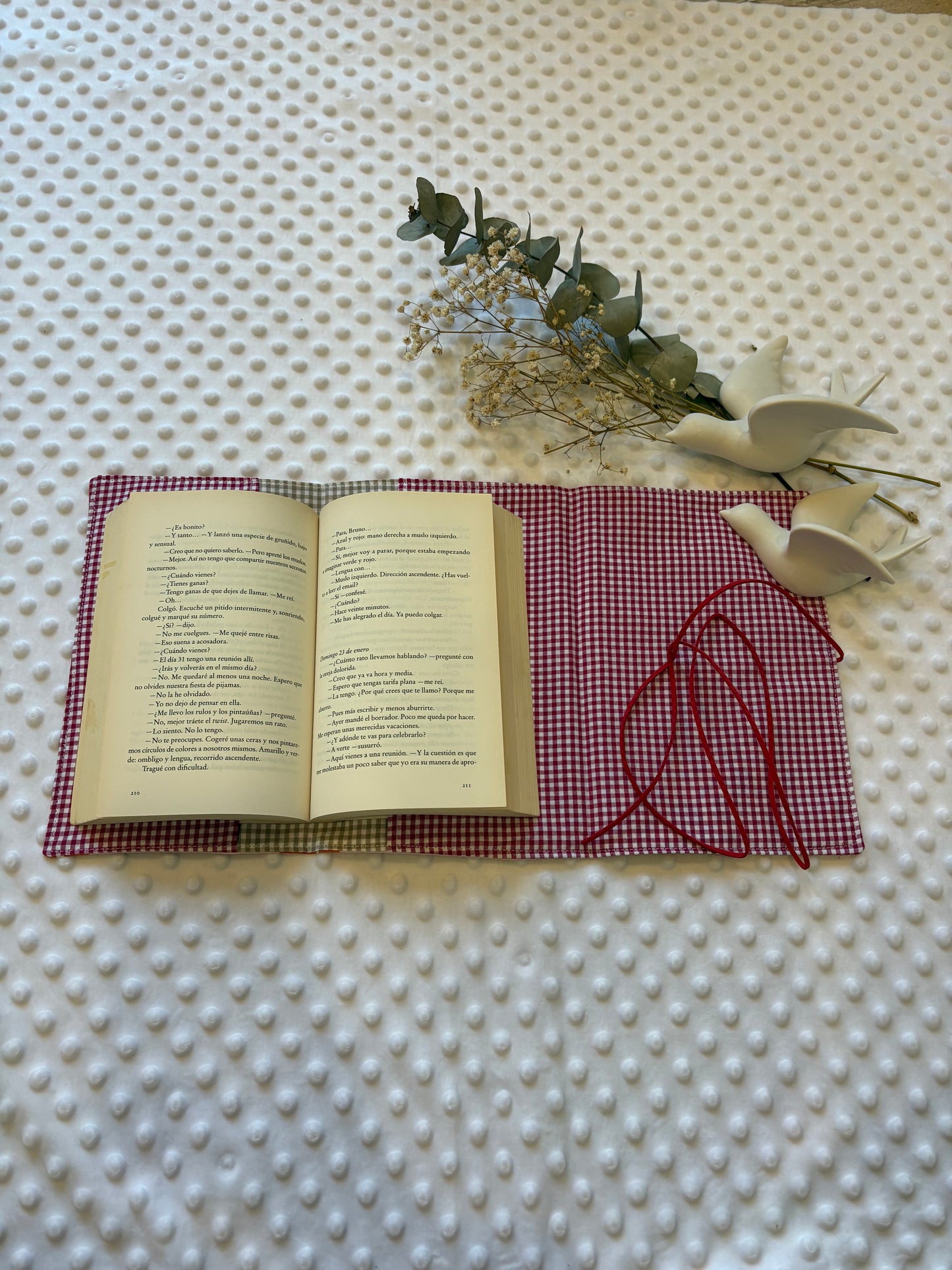 Funda para libros estampado corazones