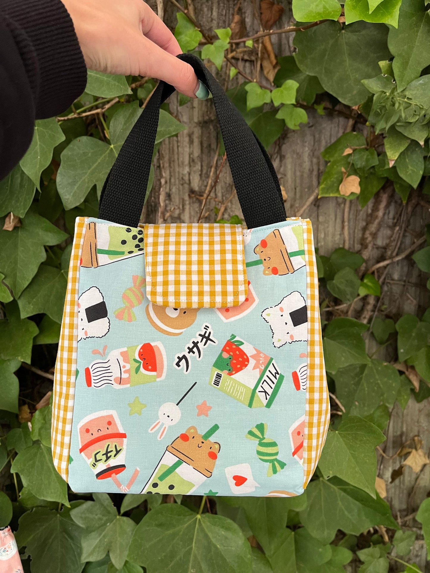 Lunch bag bubble tea