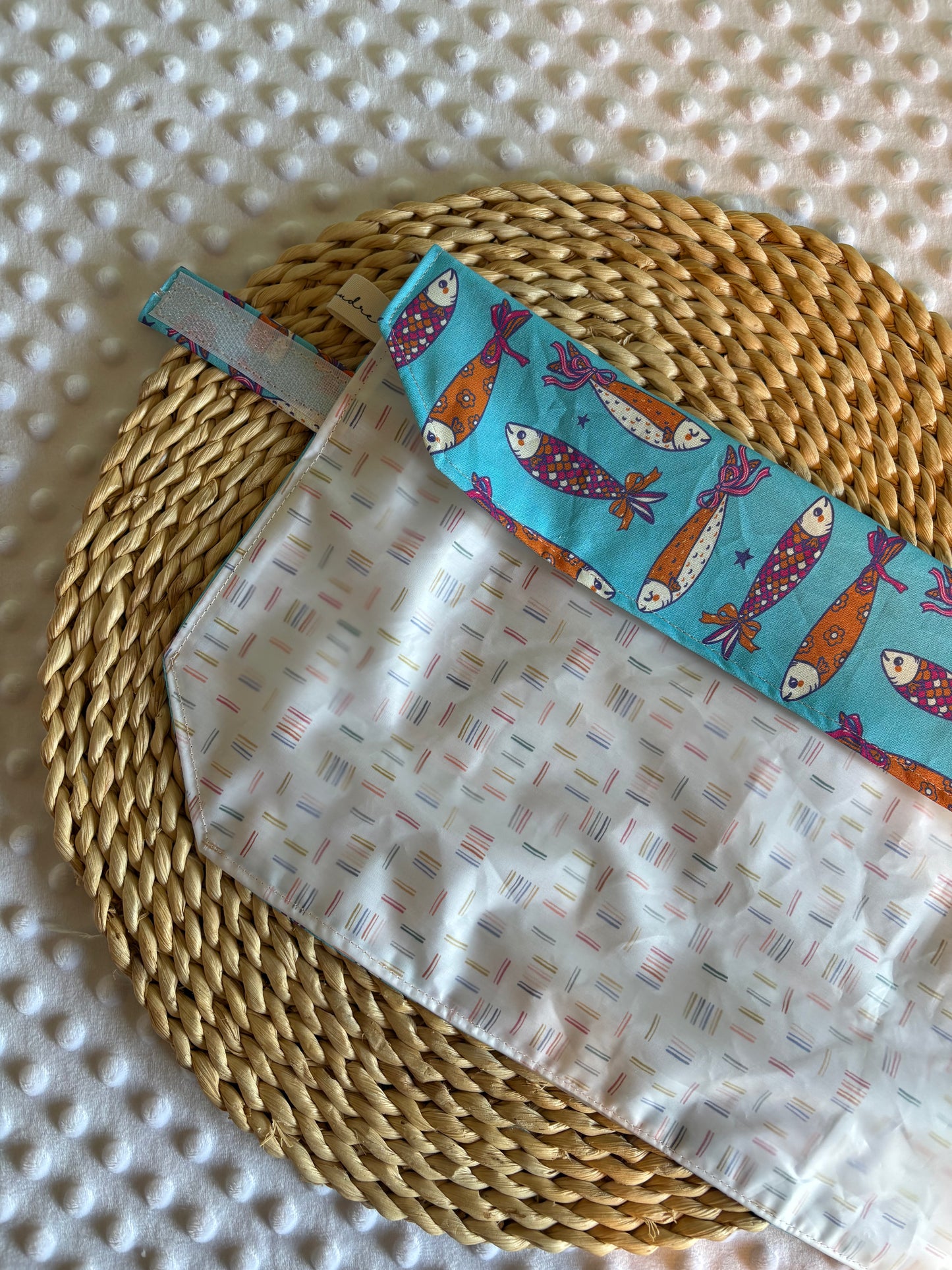 Funda bocadillo sardinas