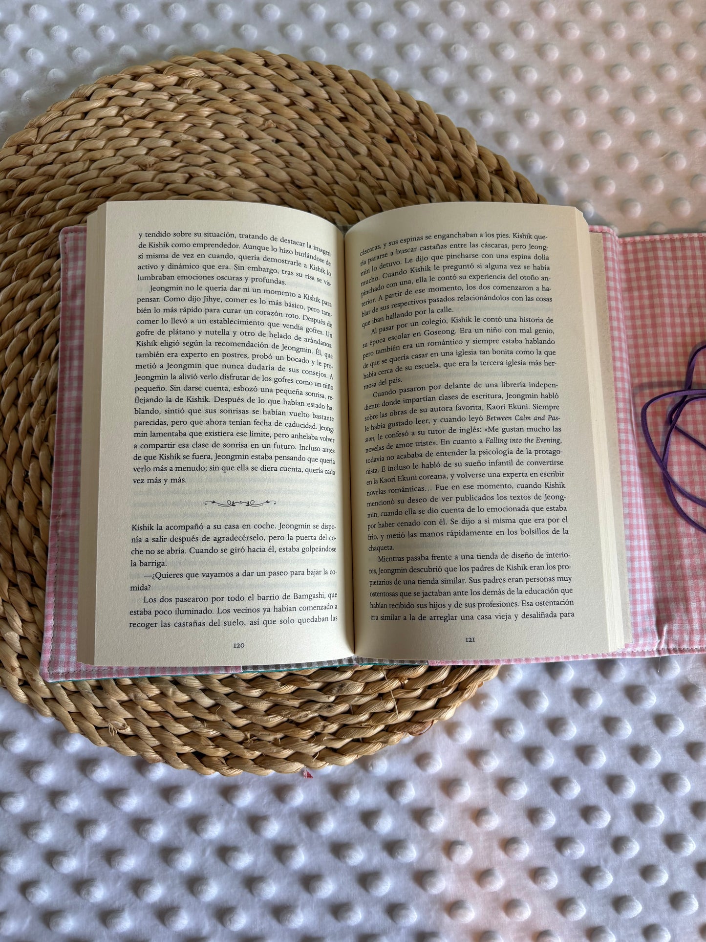 Funda para libros margaritas - Hecho a mano en Barcelona