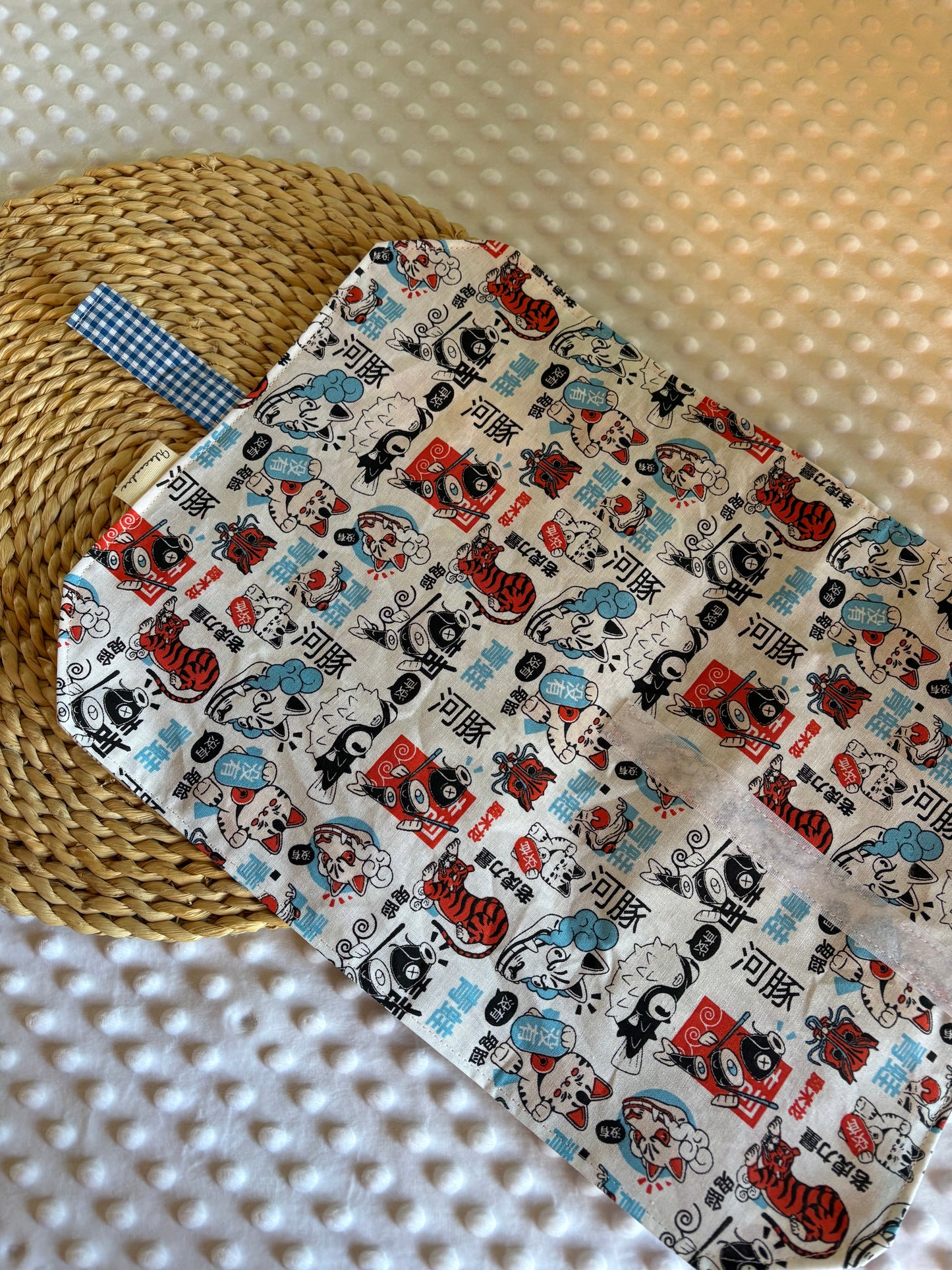 Funda bocadillo Neki azul rojo