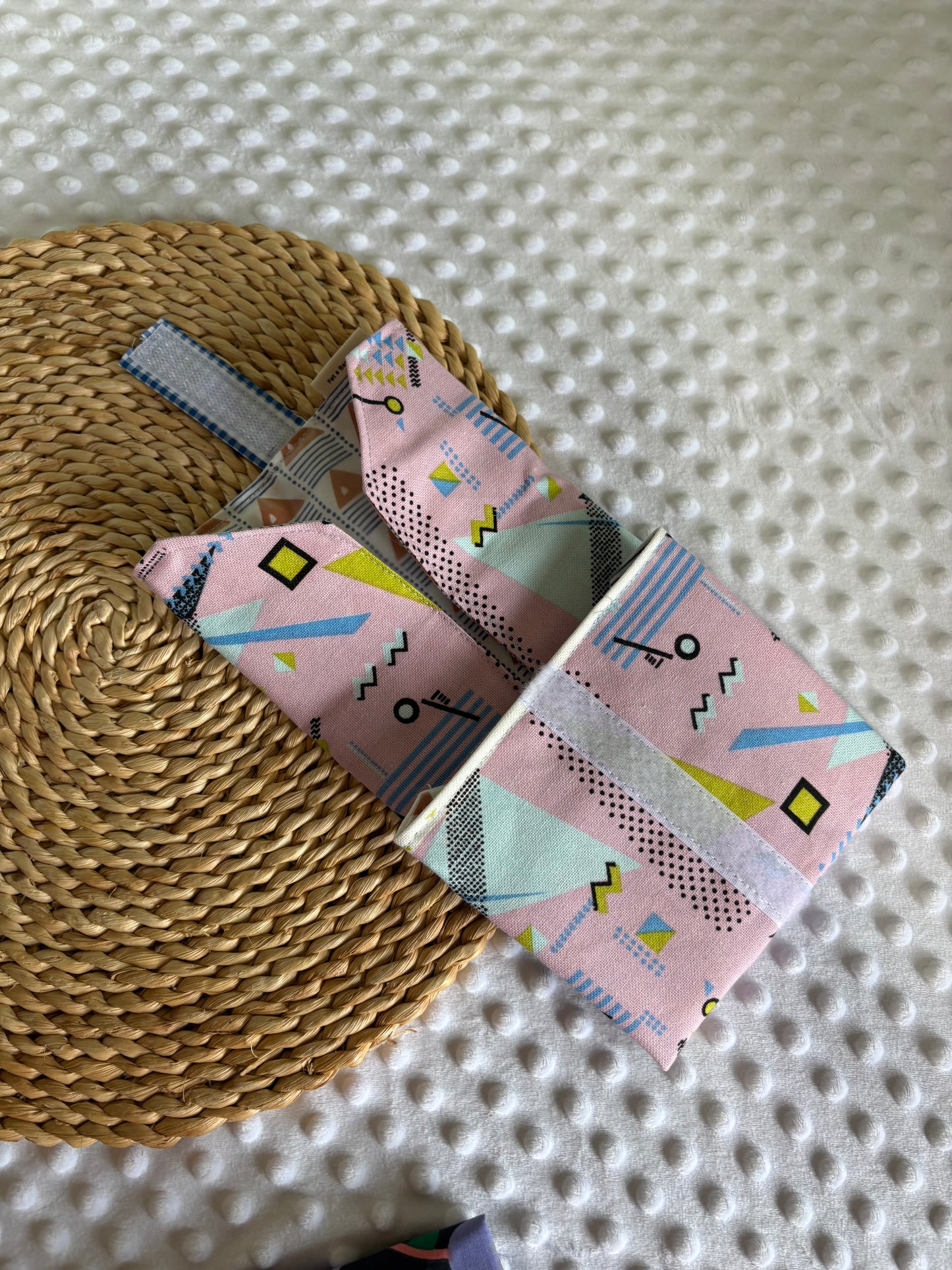 Funda bocadillo geometria