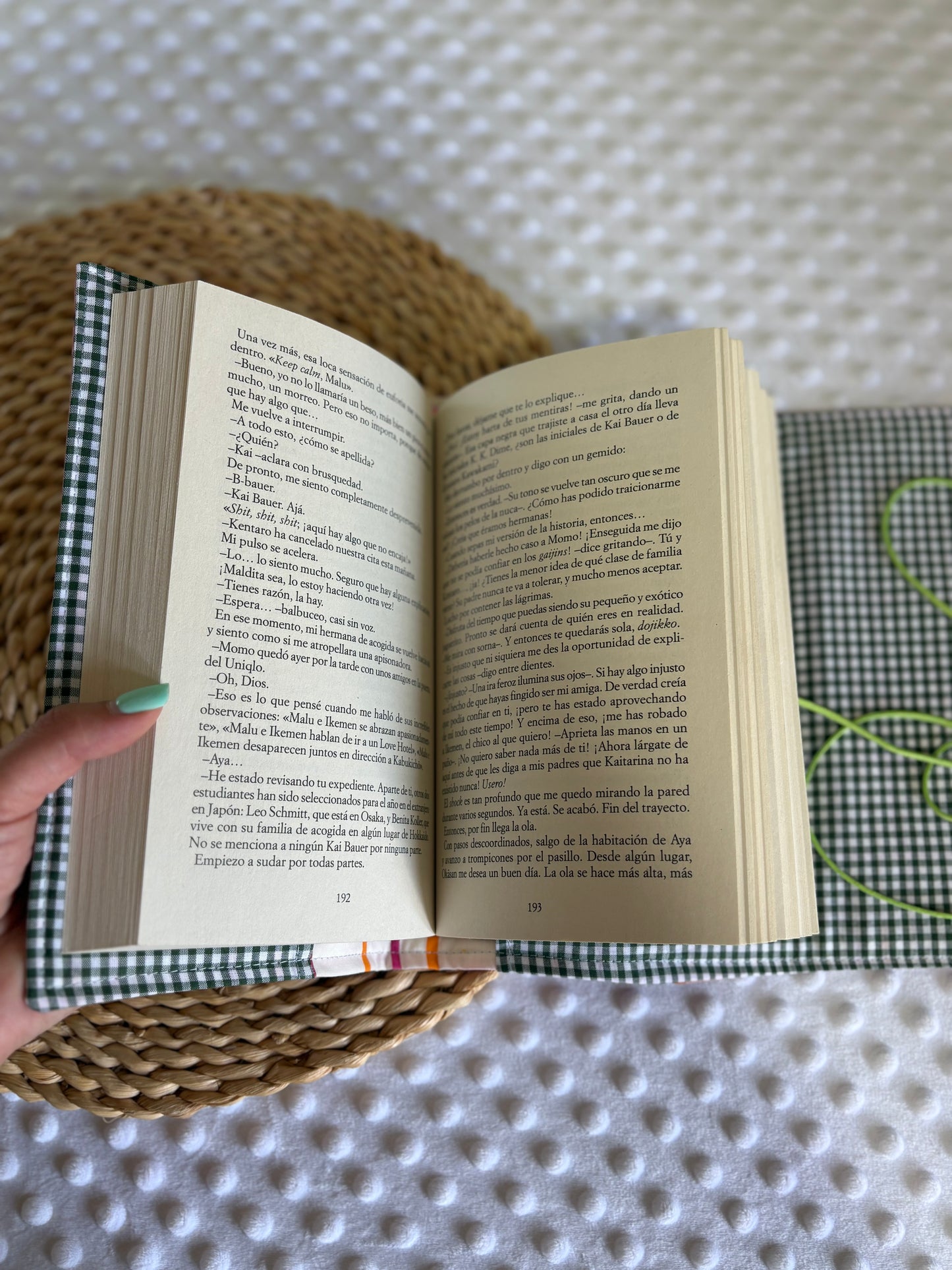 Funda para libros flores primavera  - Hecho a mano en Barcelona