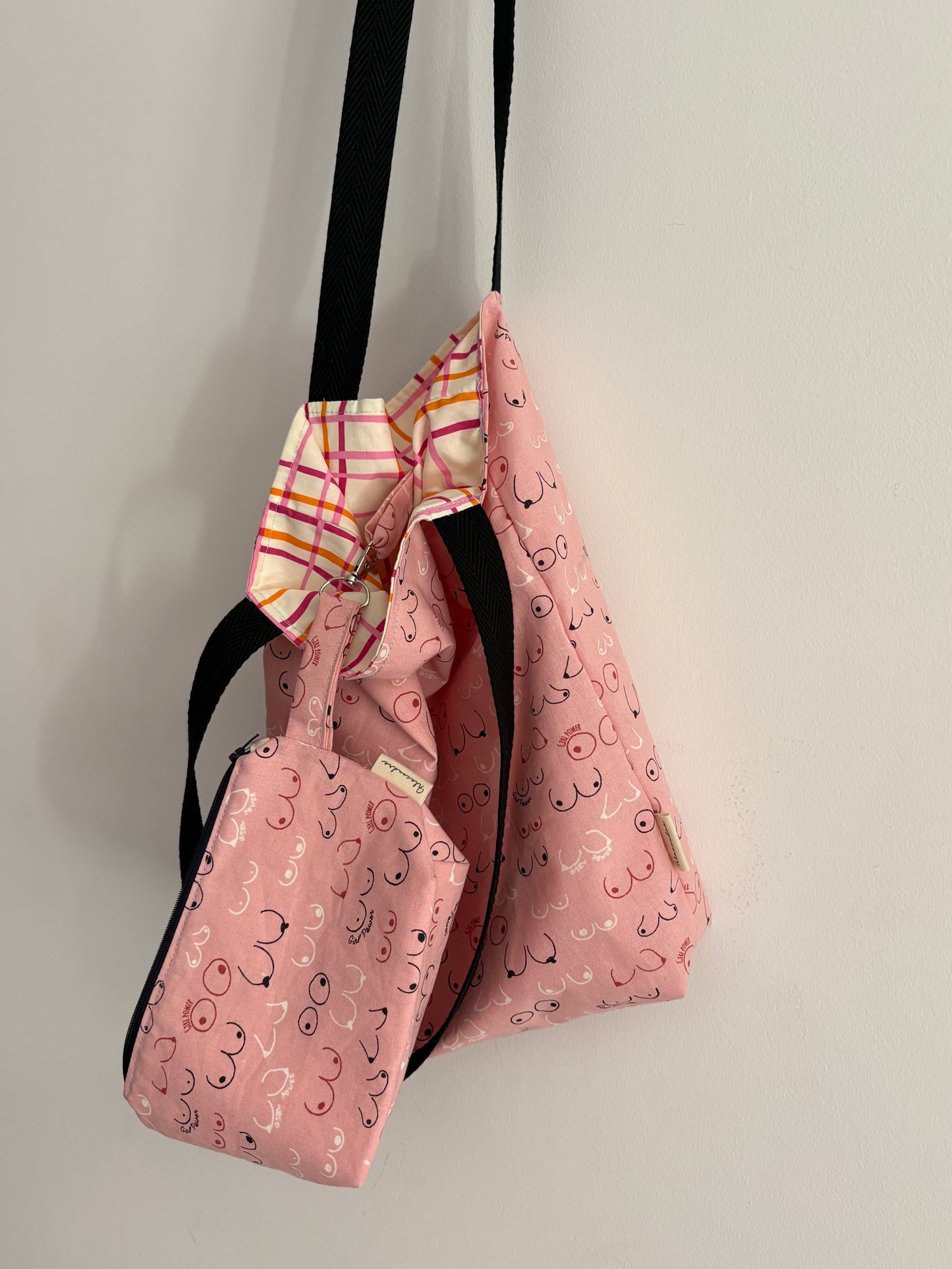 Tote bag de algodón con neceser extraíble tetas girl power - hecho a mano