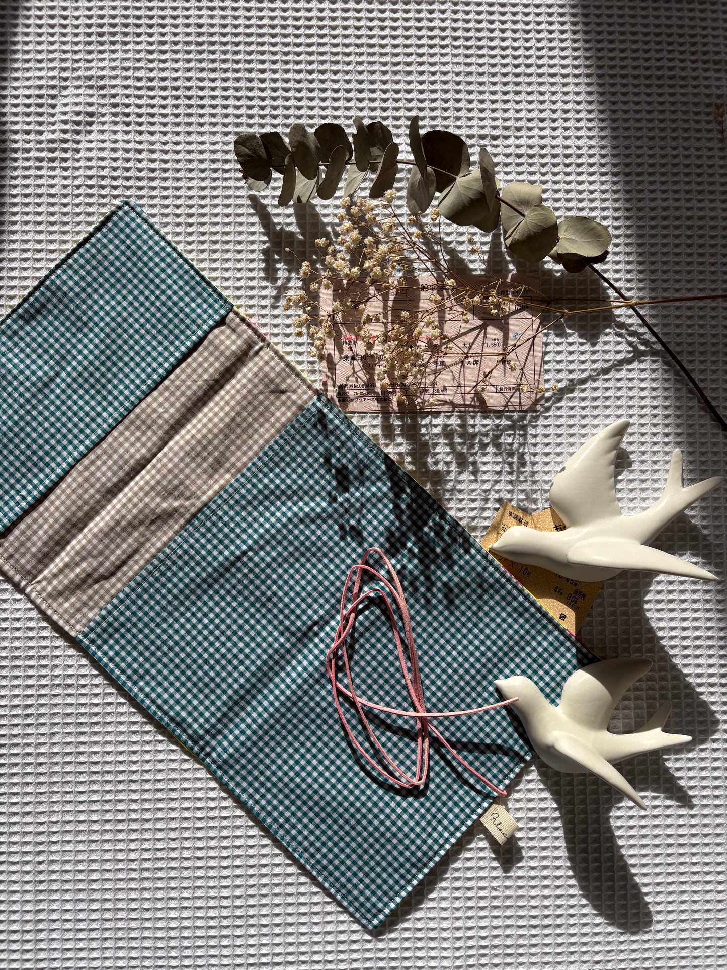 Funda para libros Kirby amarillo