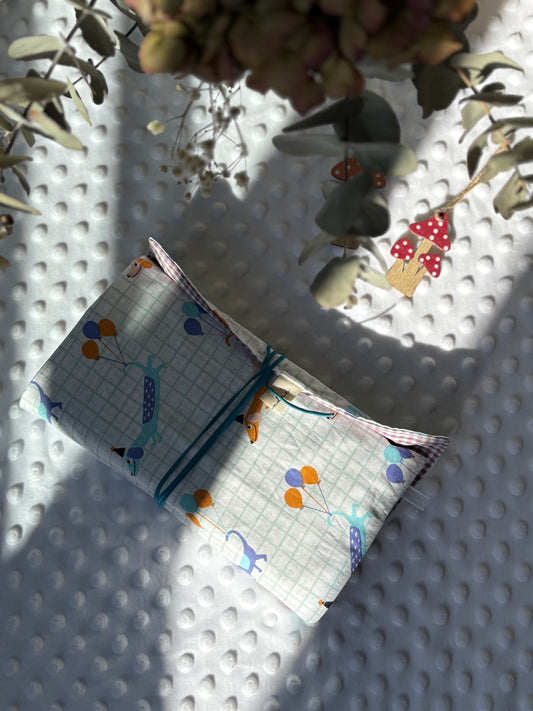 Funda para libros perritos globos