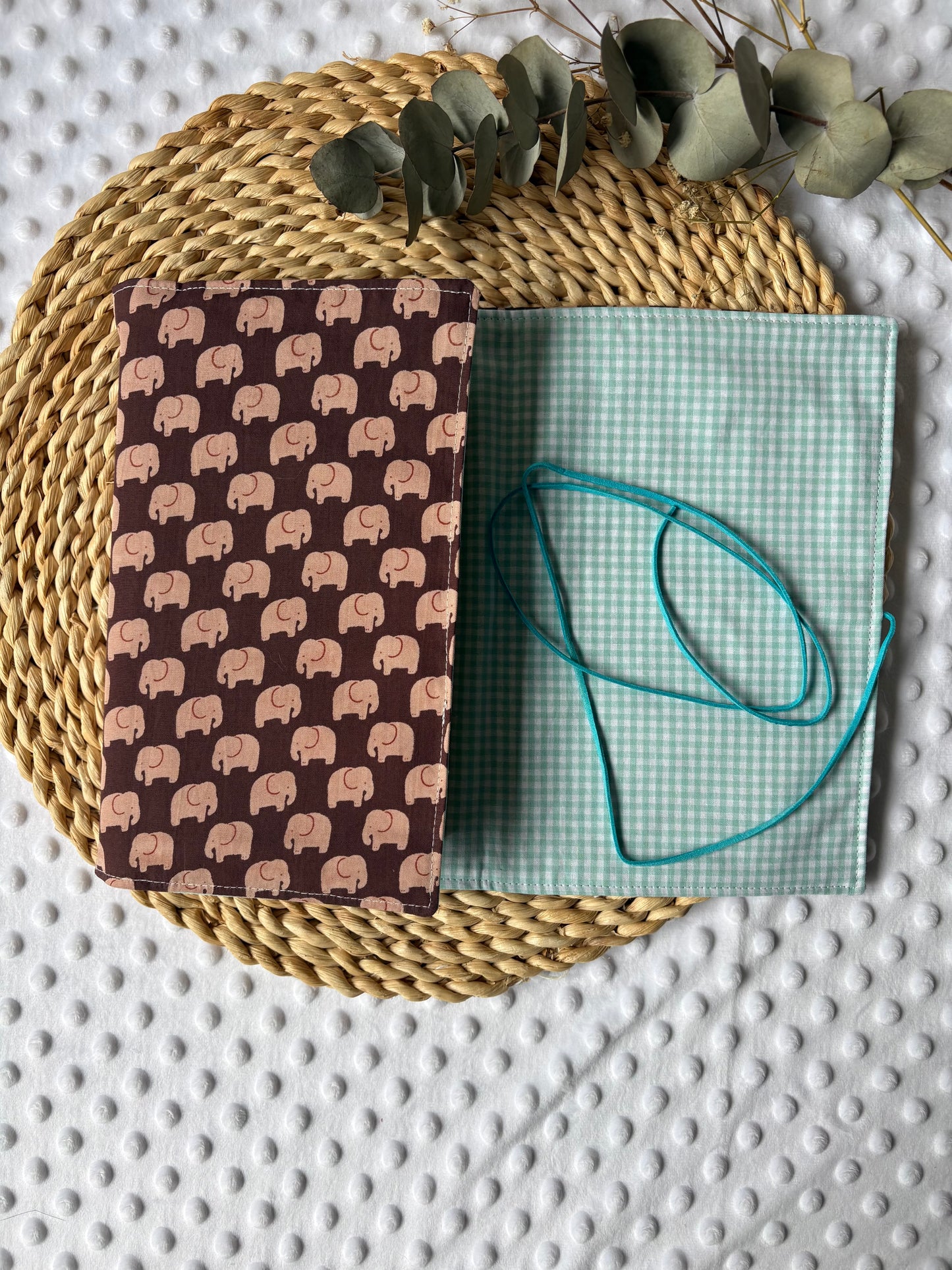 Funda para libros elefantes