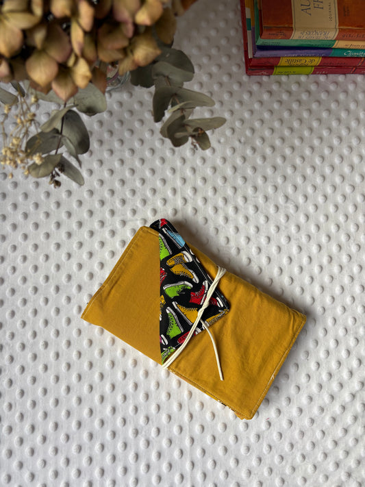 Funda para libros “Converse”