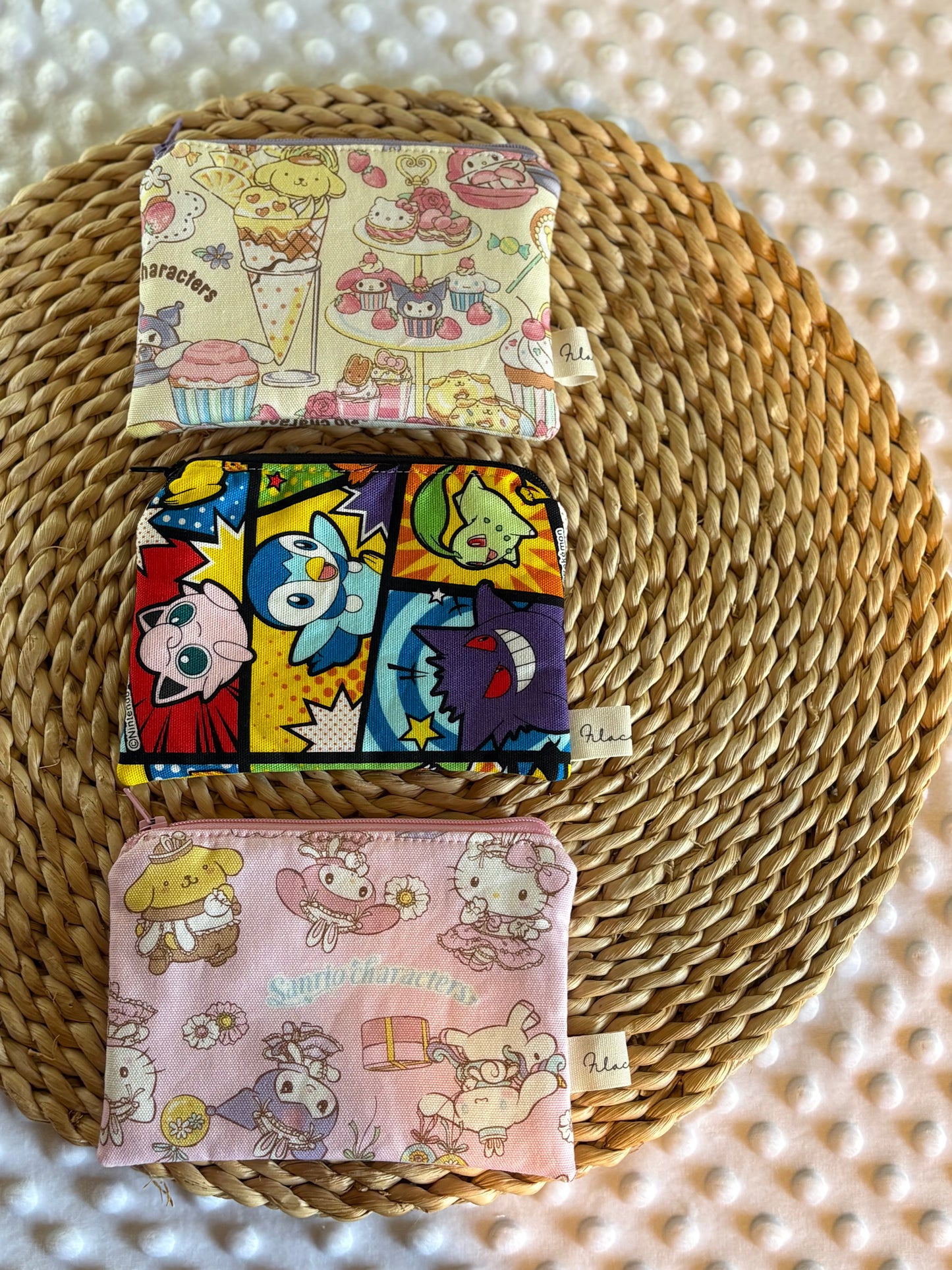 Monederos Pokemon y Sanrio