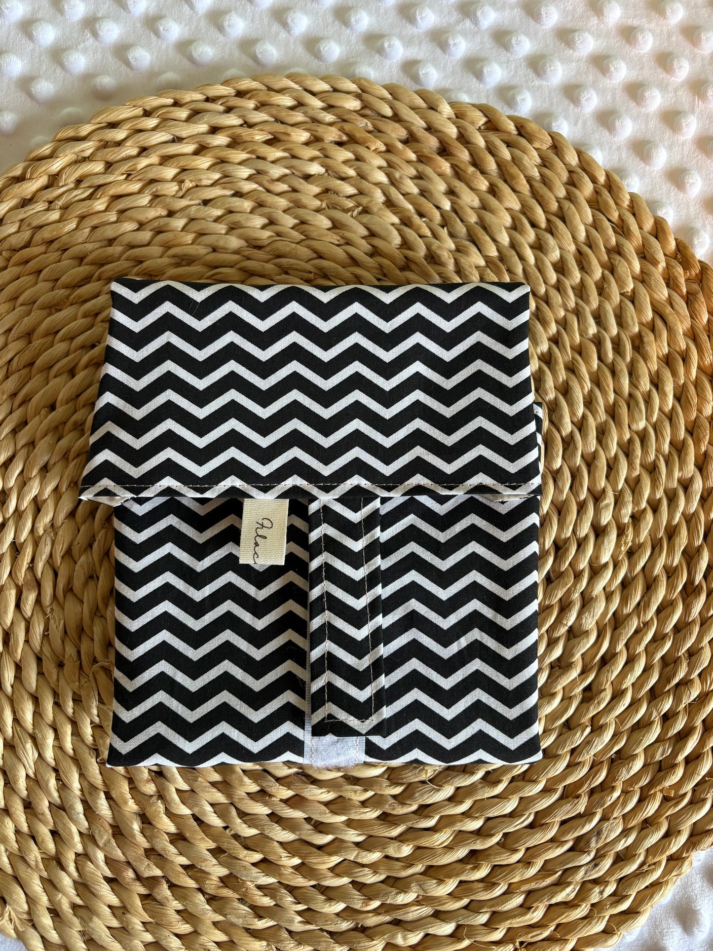 Funda bocadillo negro y blanco