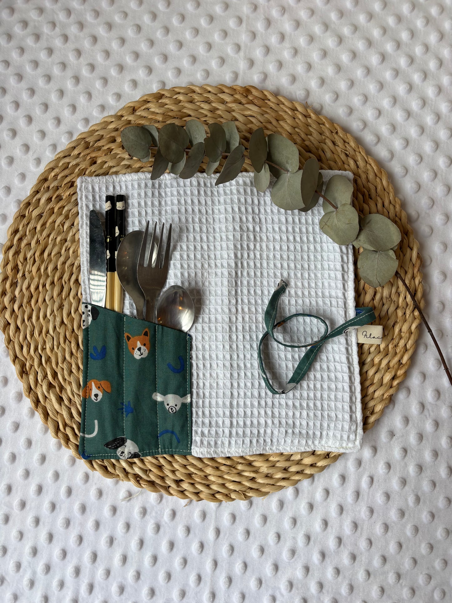 Set de cubiertos perritos