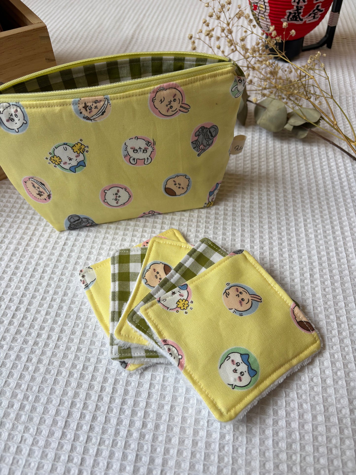 Neceser Nagano Chiikawa y sus 5 algodones