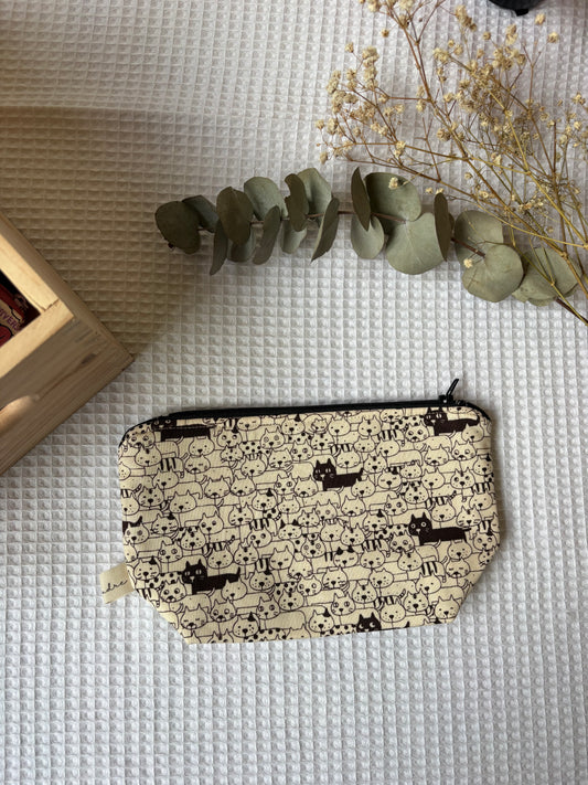 Neceser Gatos negro y blanco y sus 5 algodones