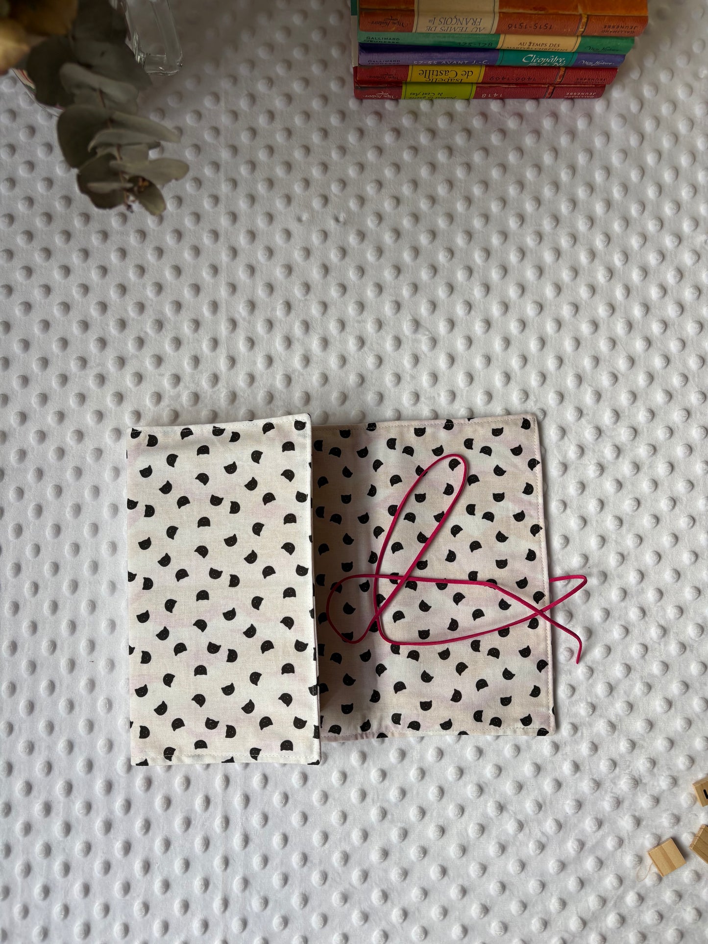 Funda para libros michis