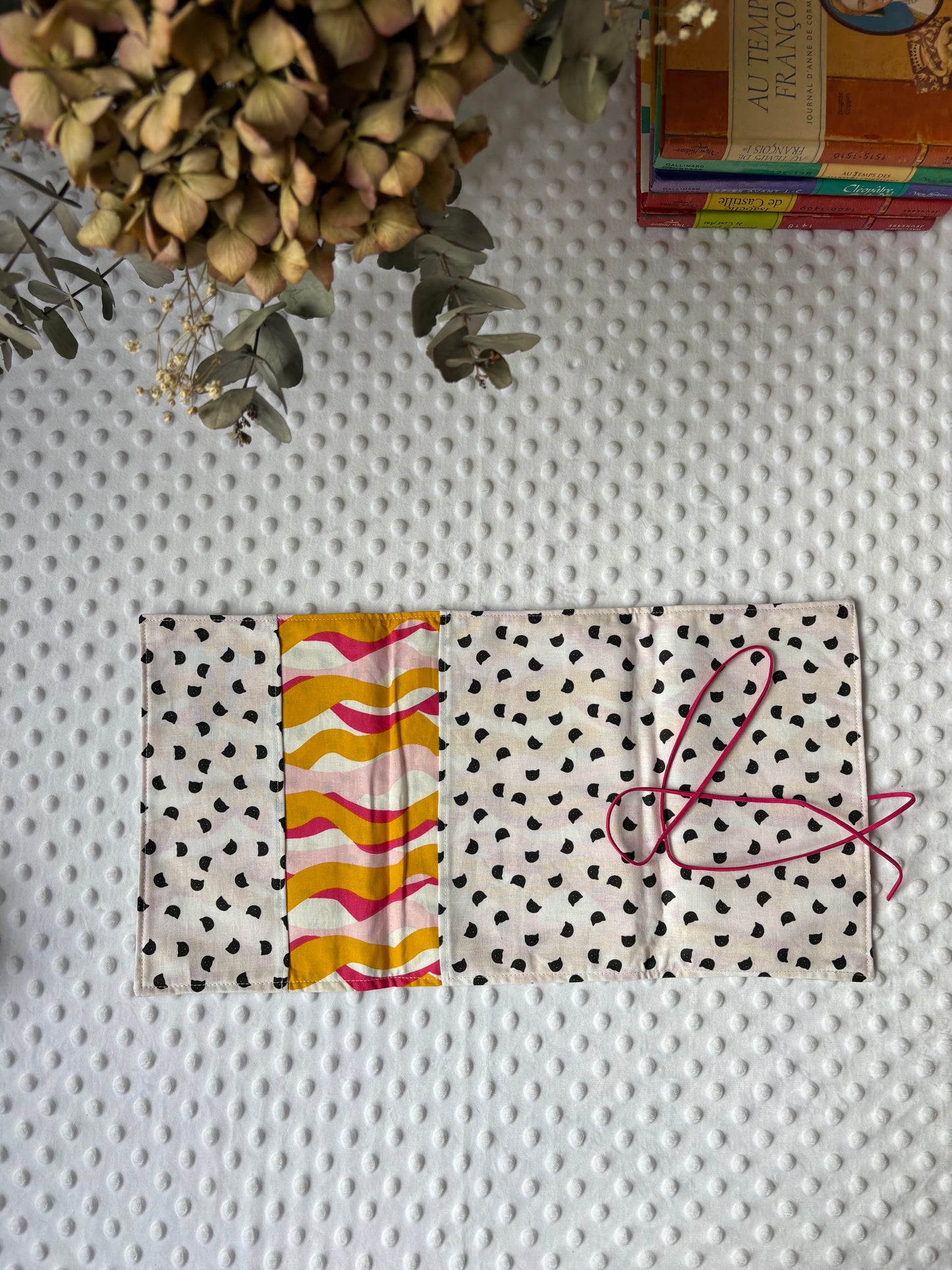 Funda para libros michis