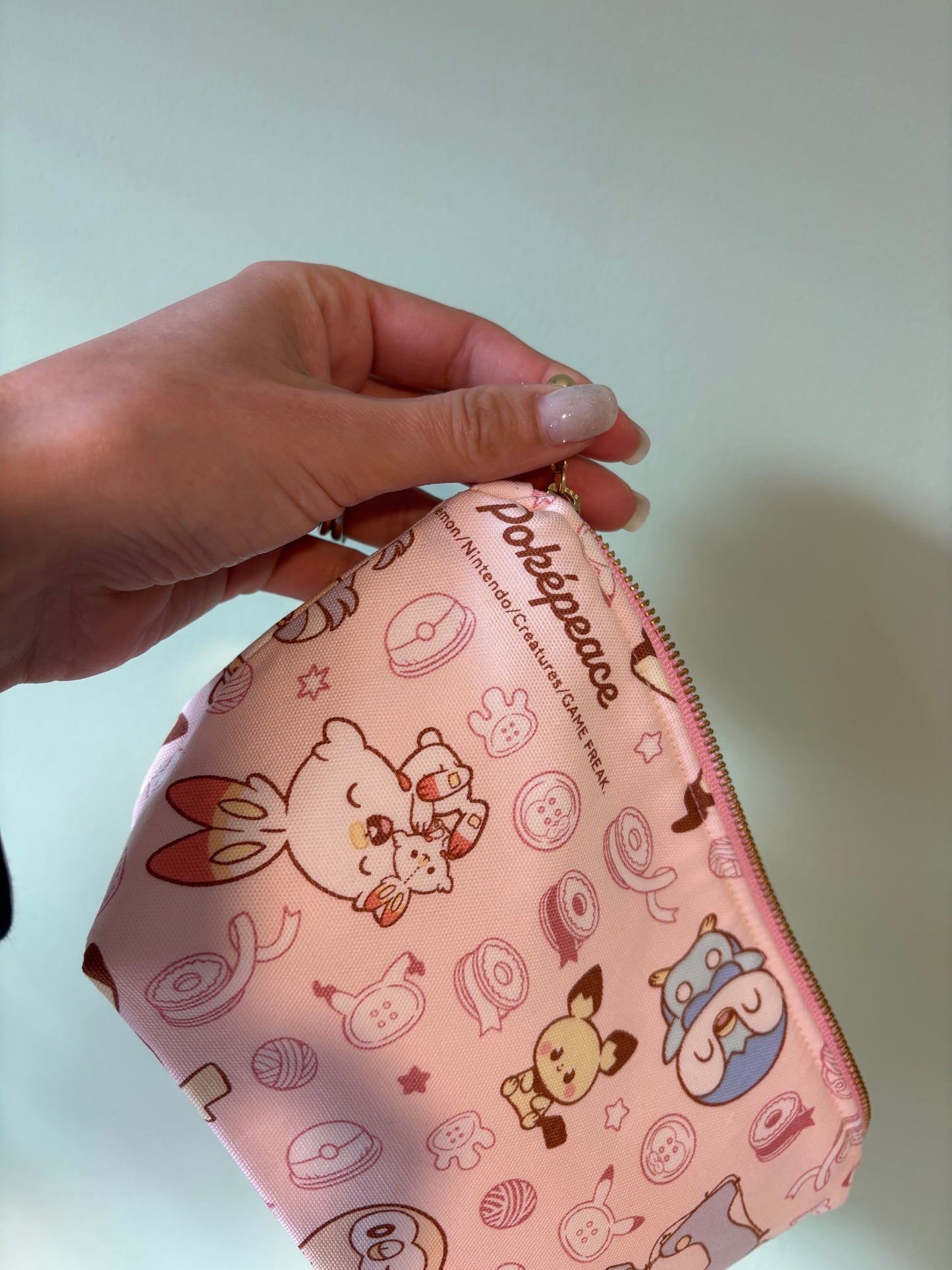 Neceser Pokemon rosa