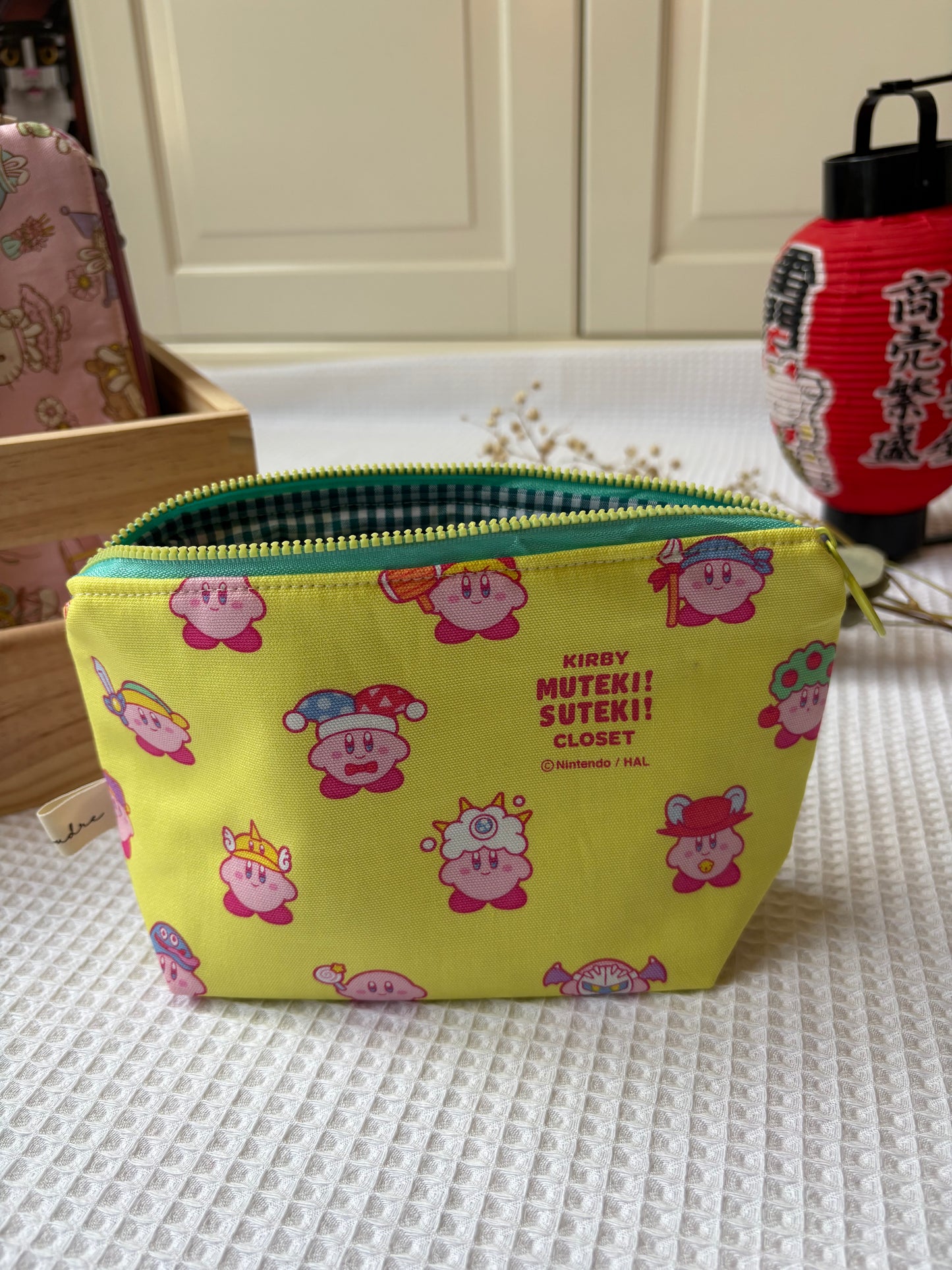 Neceser Kirby amarillo