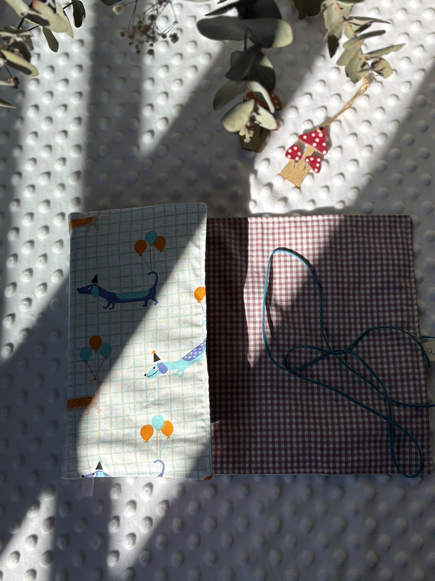 Funda para libros perritos globos