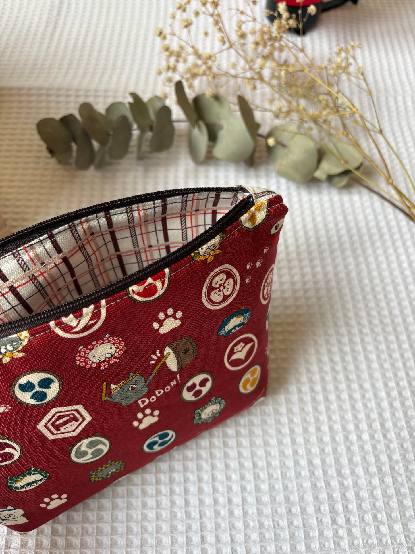 Neceser Festival Cat red y sus 5 algodones