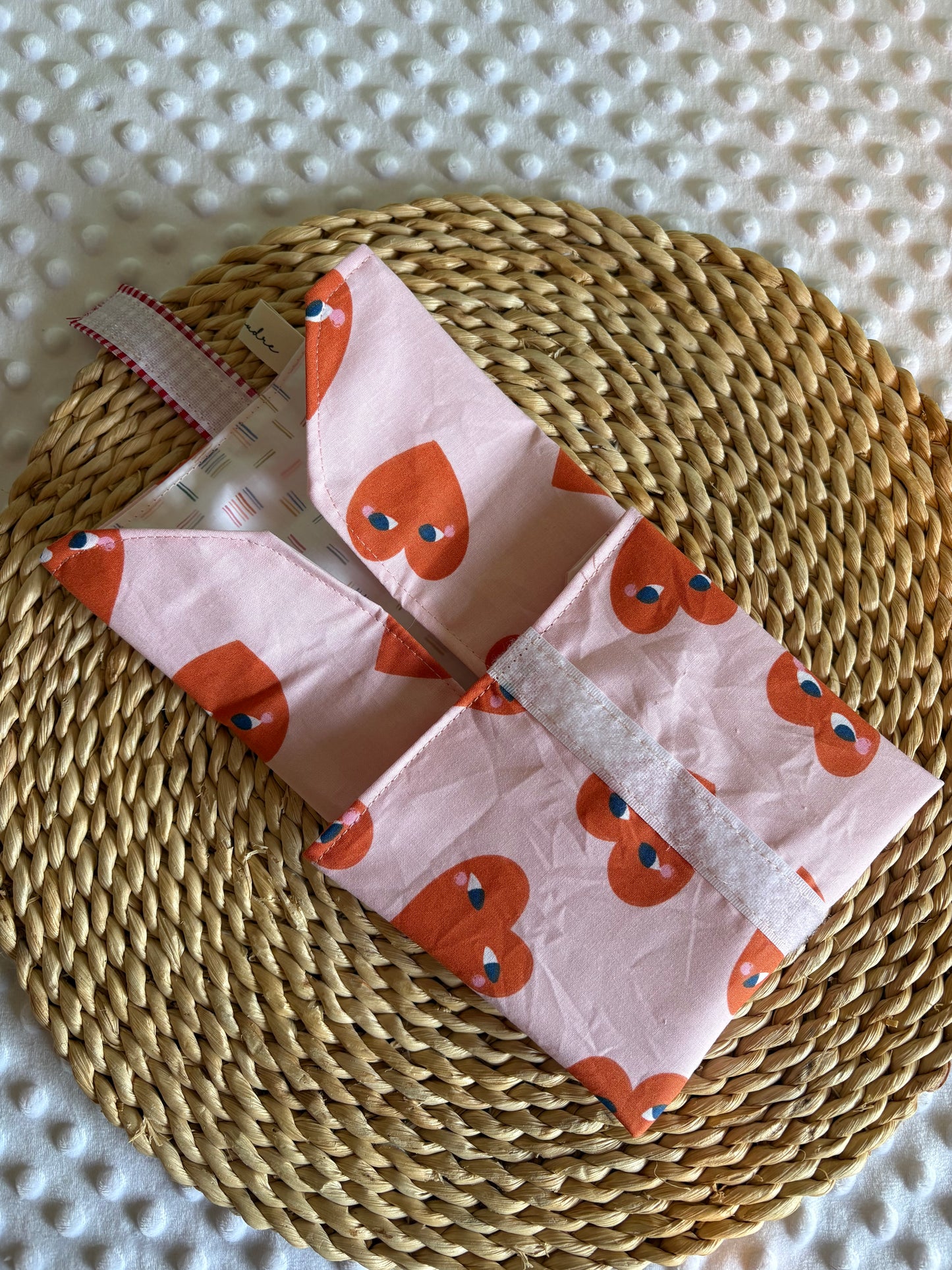 Funda bocadillo corazones