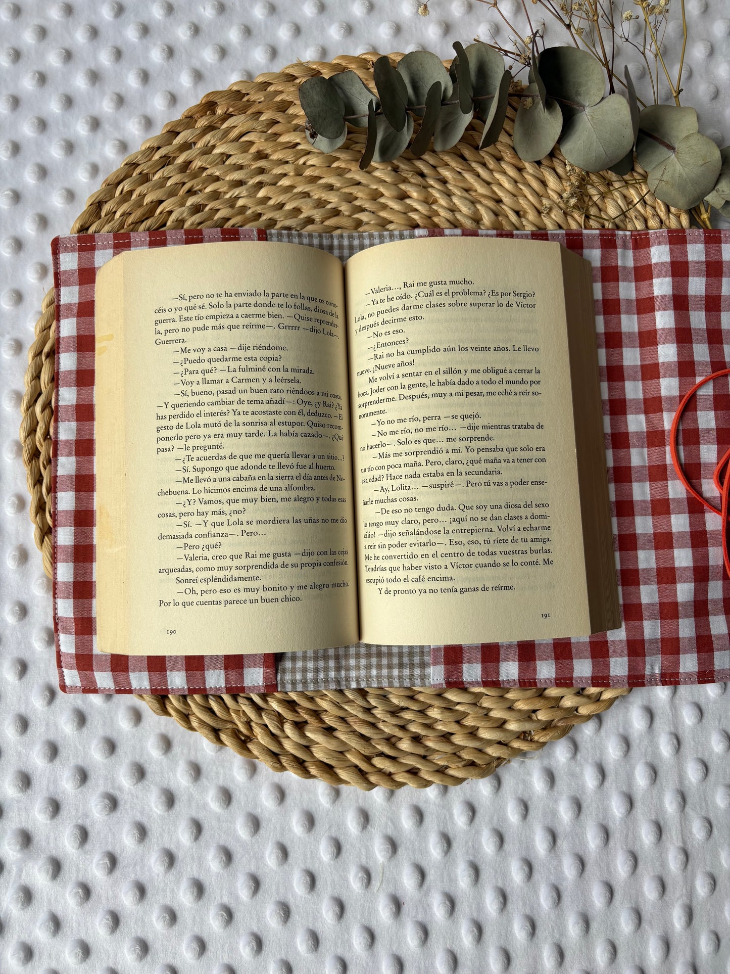 Funda para libros claveles