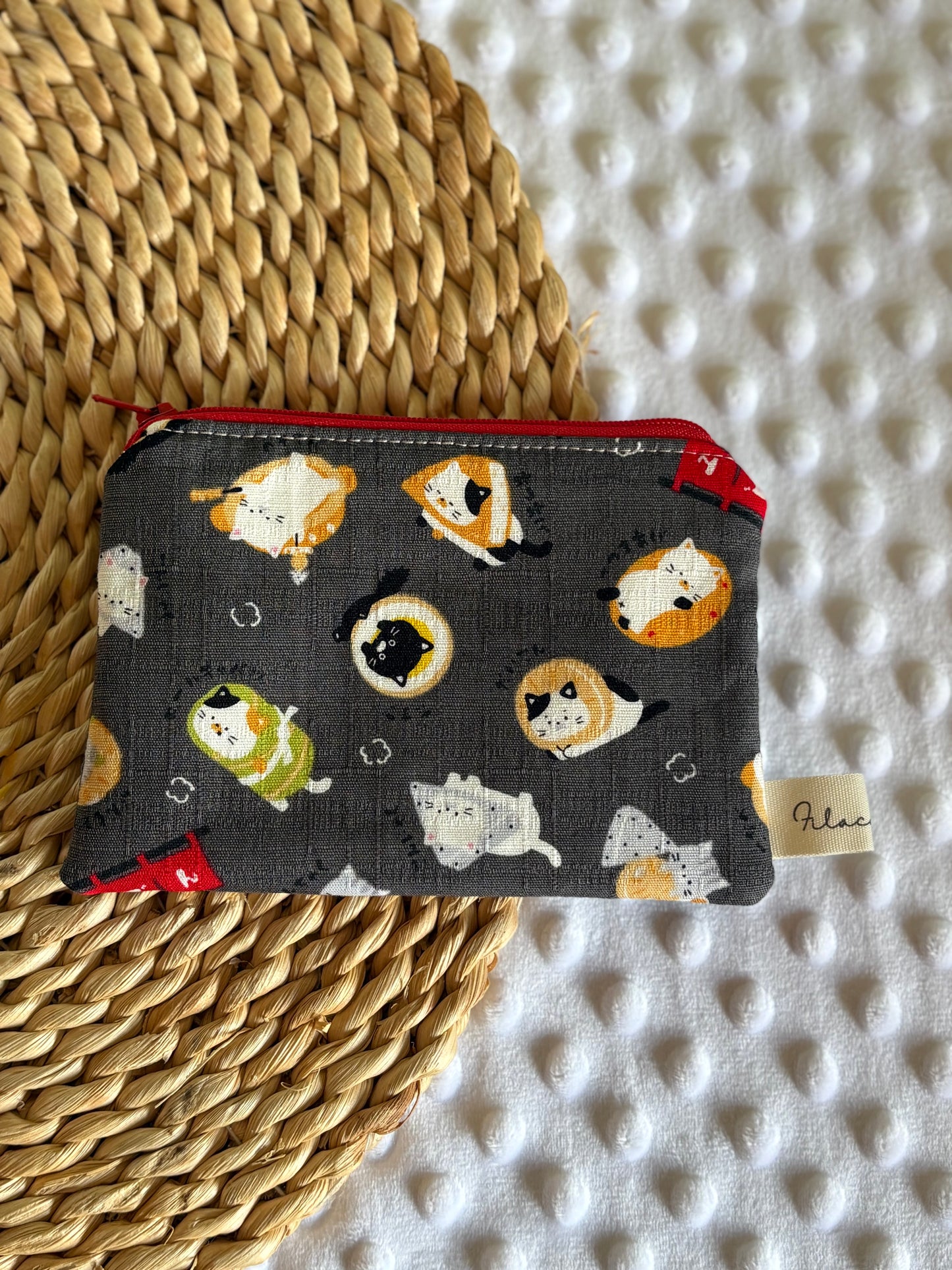 Monederos gatos de Japón