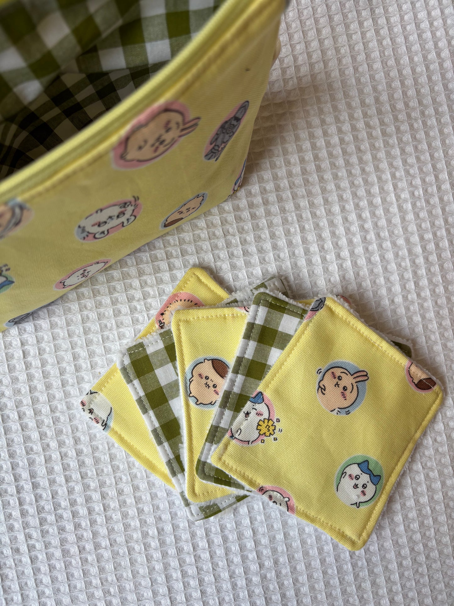 Neceser Nagano Chiikawa y sus 5 algodones