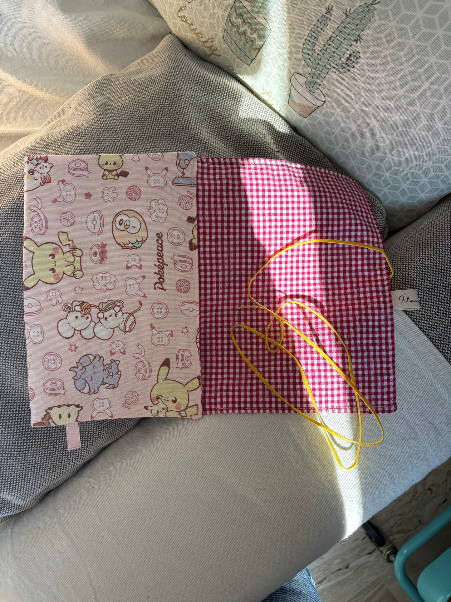 Funda para libros Pokemon