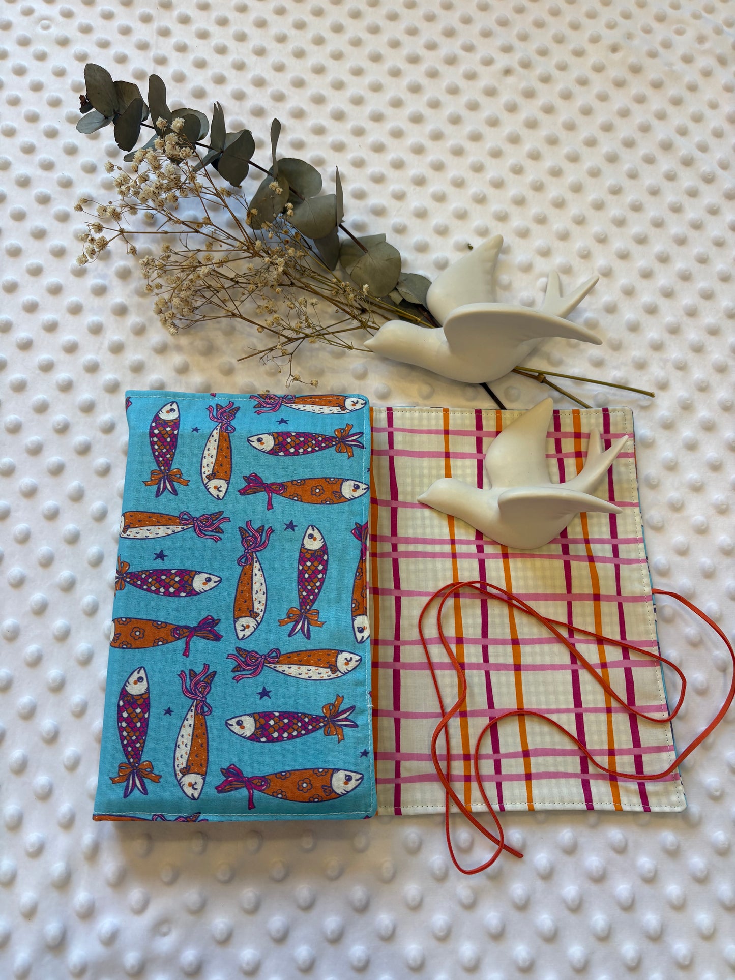 Funda para libros estampado sardinas