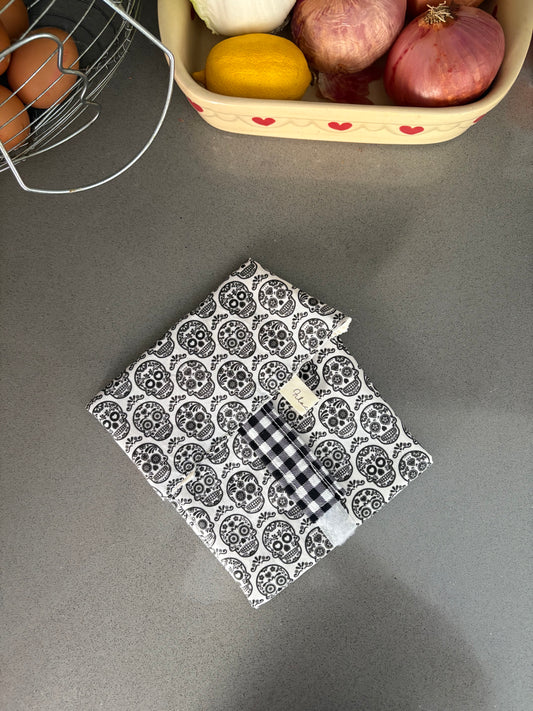 Funda bocadillo calaveras