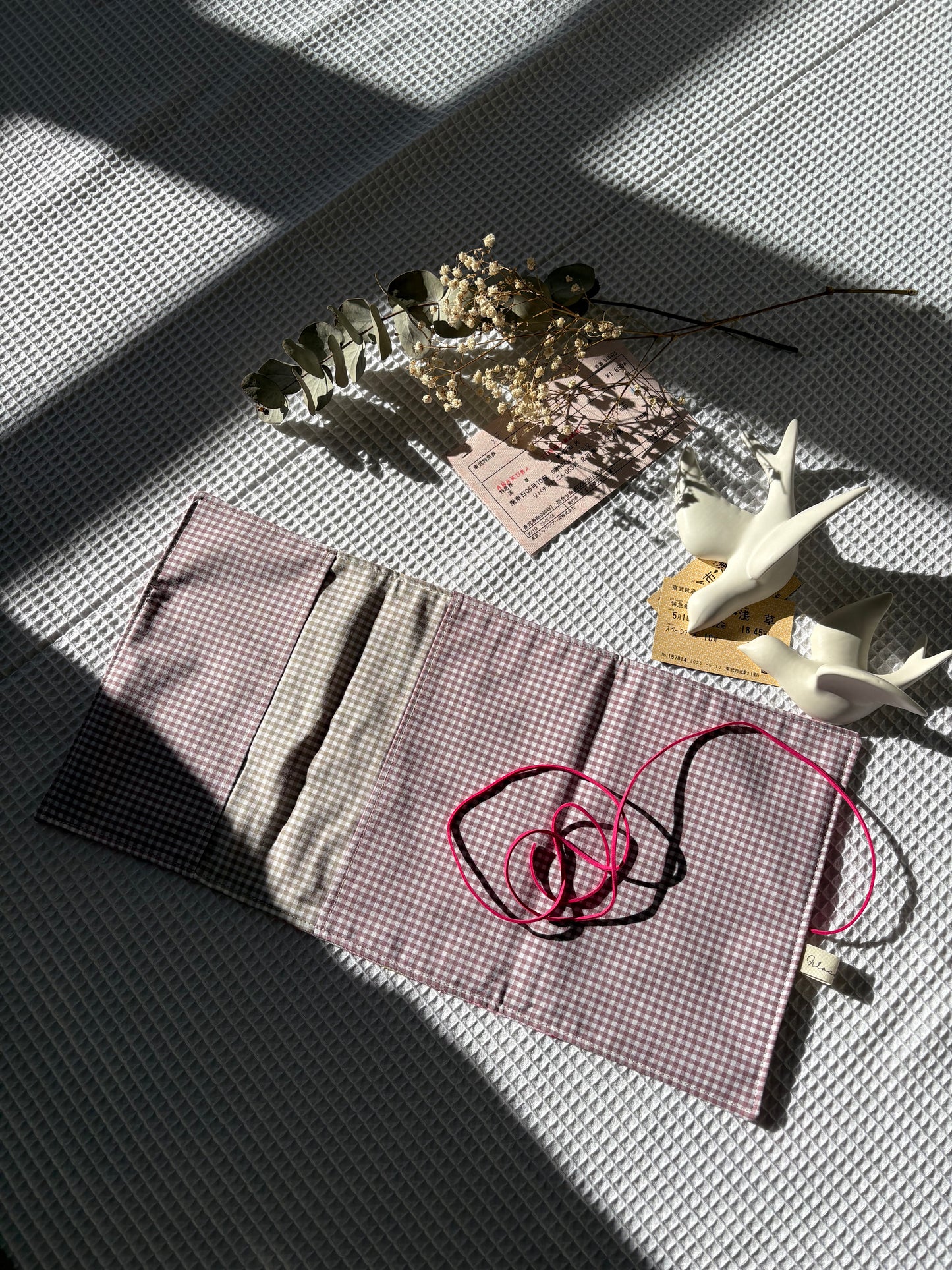 Funda para libros Sanrio helados rosa