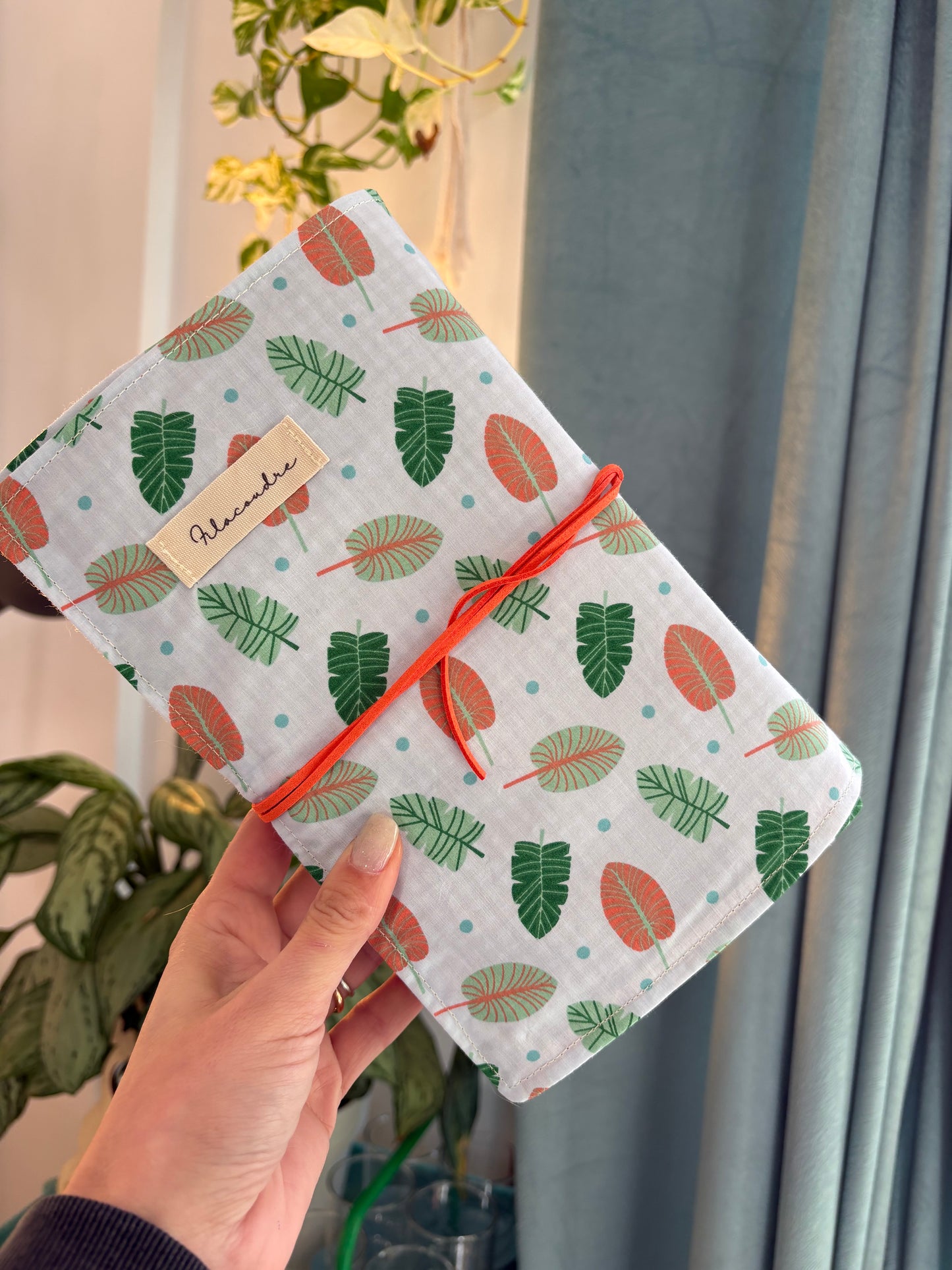 Funda para libros hojas