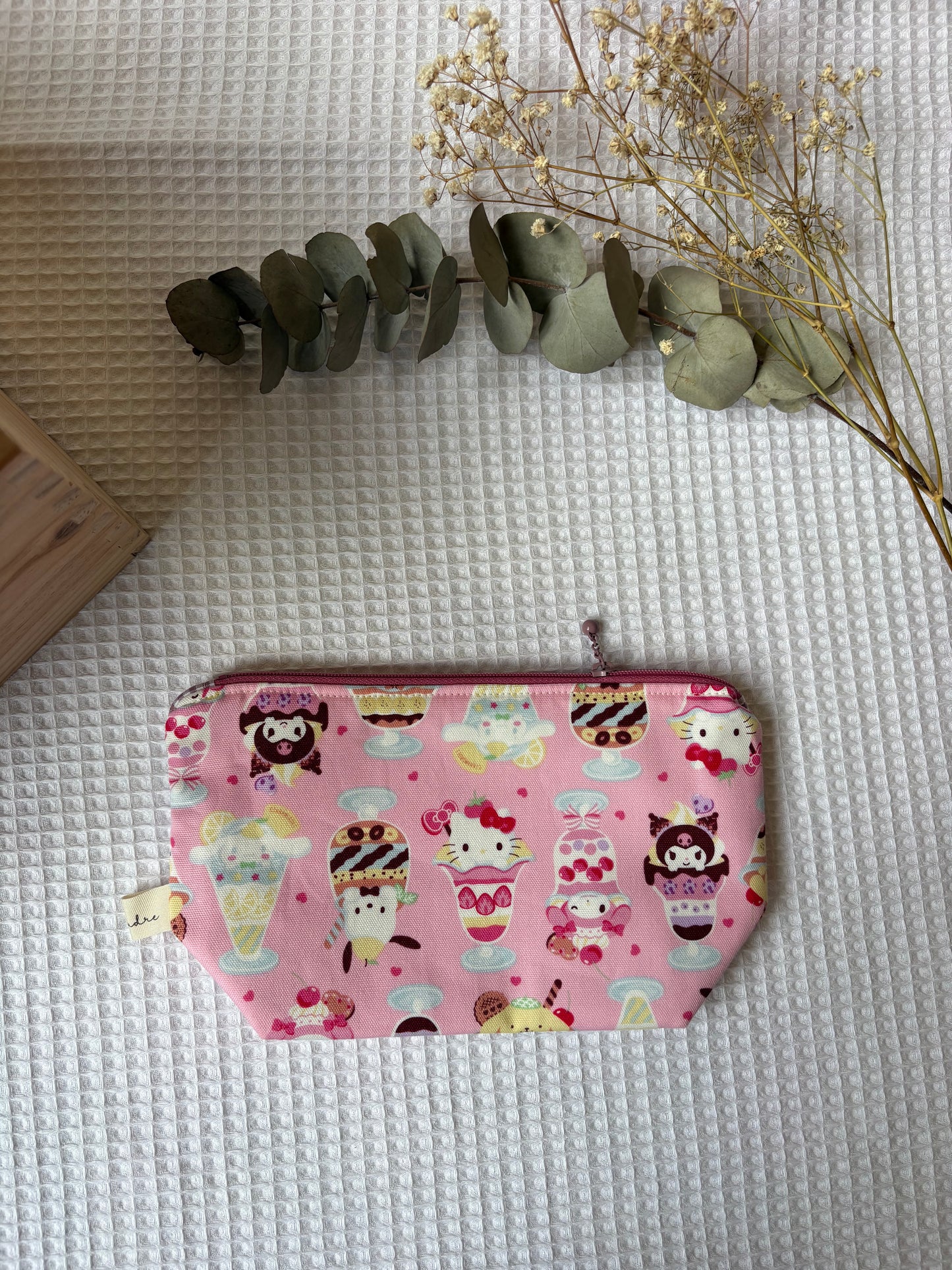 Neceser Sanrio helados rosa