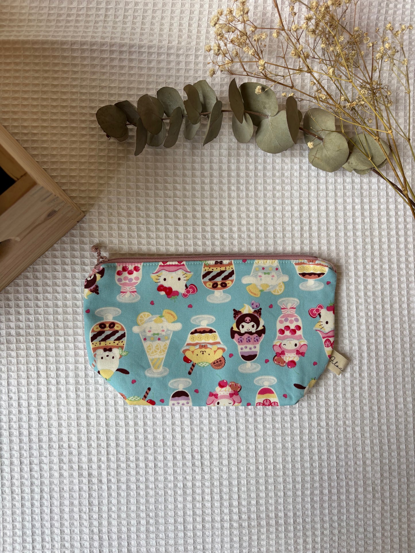 Neceser Sanrio helados azules y sus 5 algodones