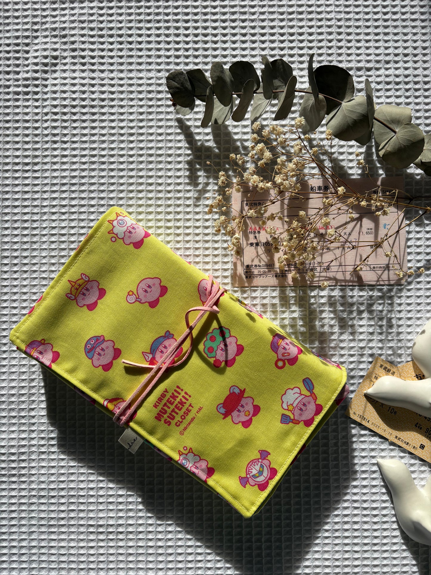 Funda de Libro Kirby amarillo– Tela Japonesa Oficial Nintendo – Hecha a Mano