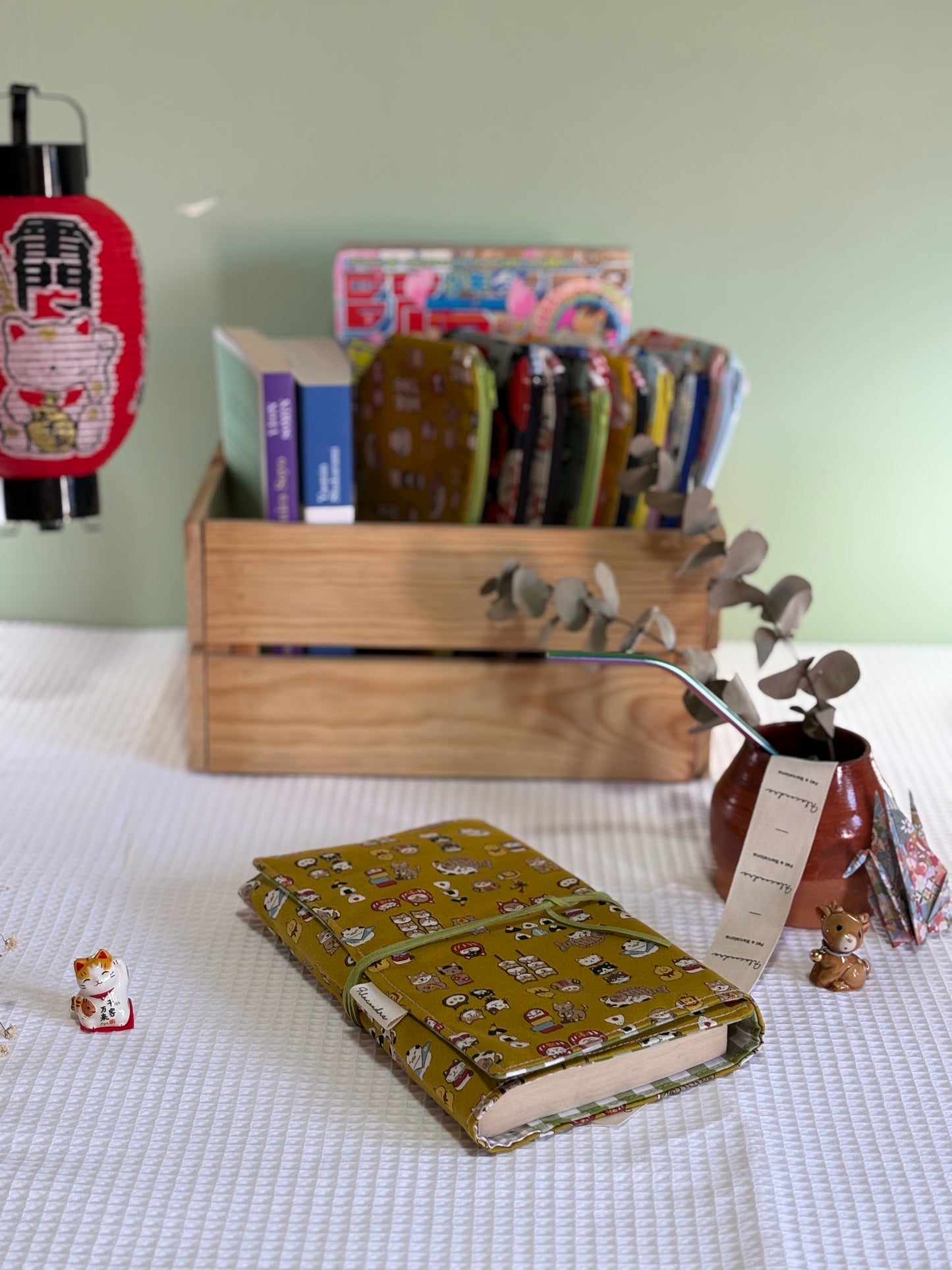 Funda de libro Gatos y perros con Tela Japonesa – Hecha a mano en Barcelona
