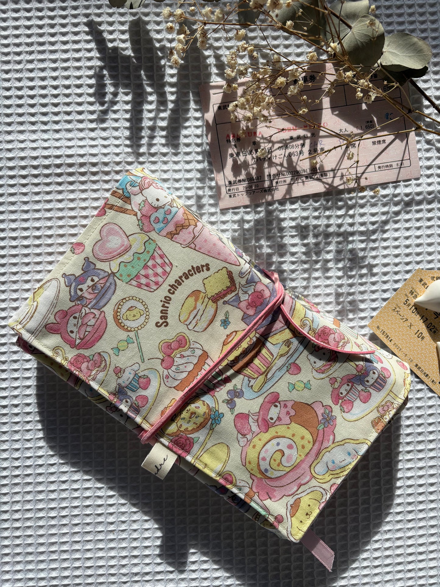 Funda de libro Sanrio characters con Tela Japonesa – Hecha a mano en Barcelona