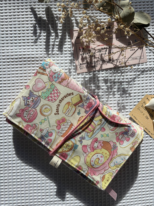 Funda de libro Sanrio characters con Tela Japonesa – Hecha a mano en Barcelona