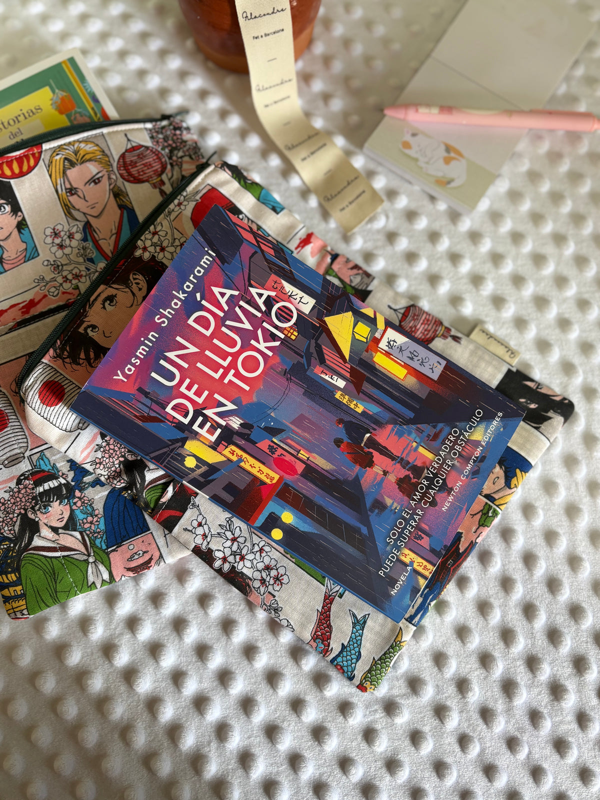 Funda de libro Tokyo con cremallera | Hecho a mano en Barcelona