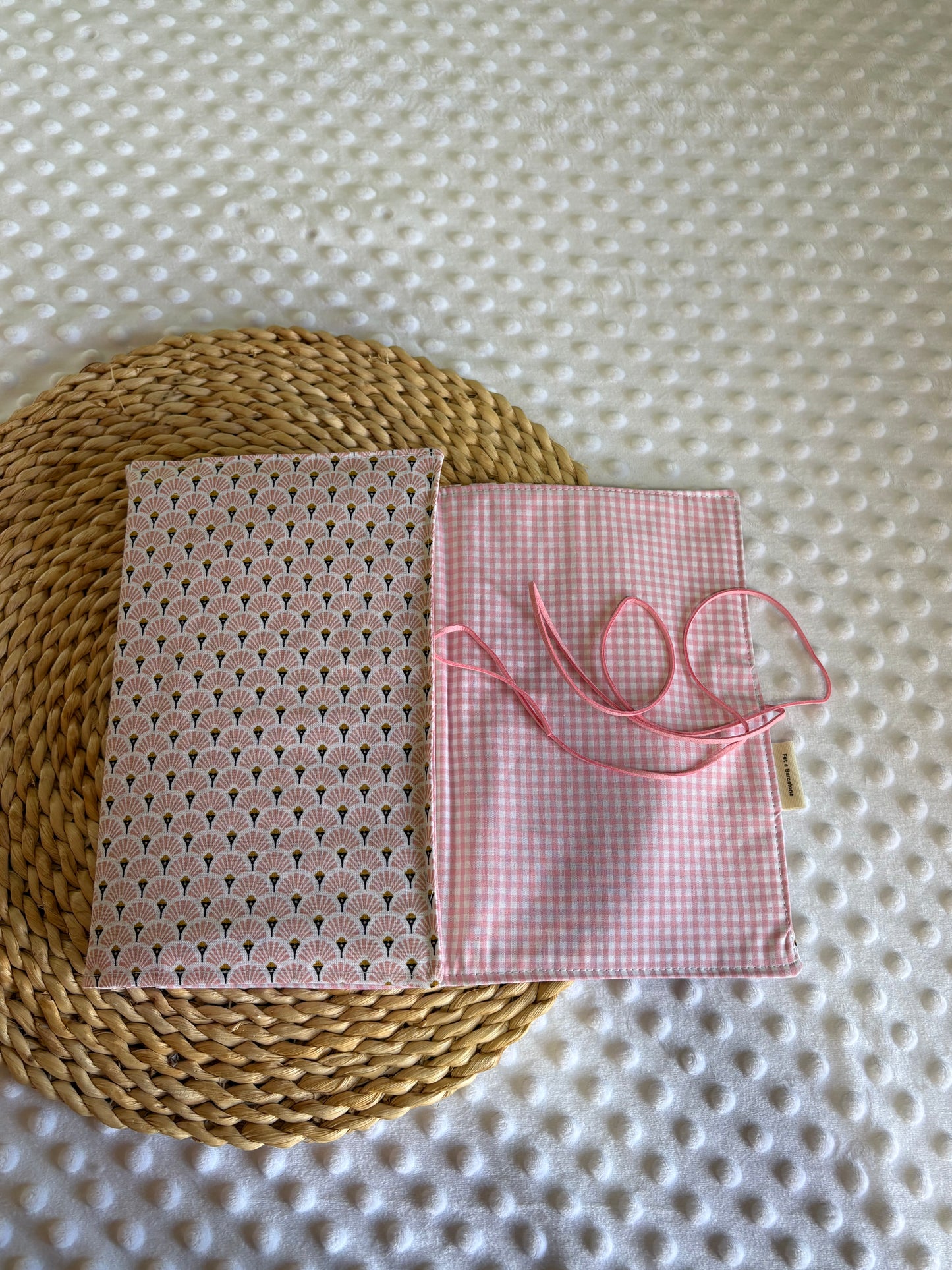 Funda para libros abanico rosa  - Hecho a mano en Barcelona