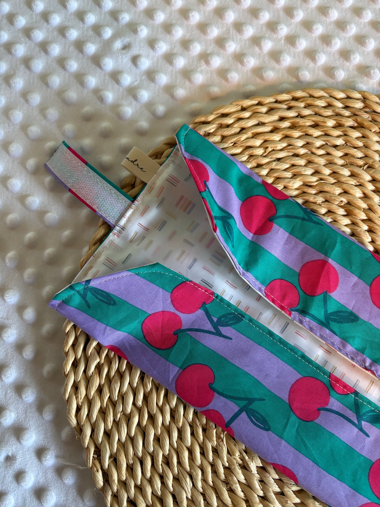 Funda bocadillo cerezas