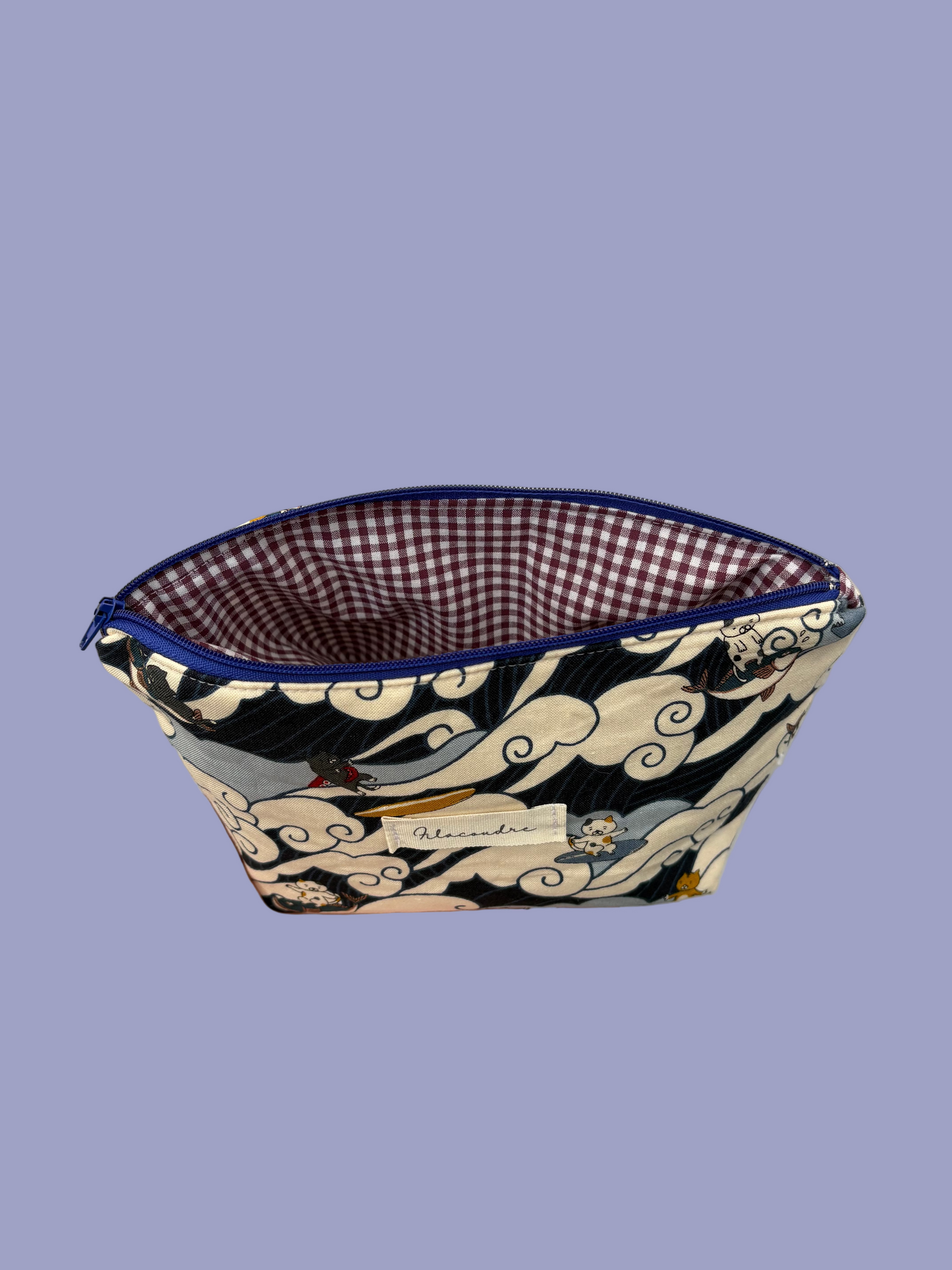 Neceser Cat Surfing Navy con sus 5 algodones