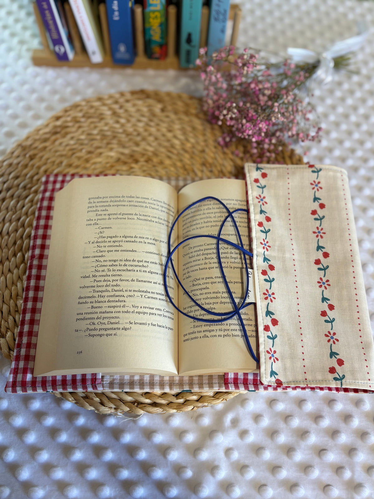 Funda para libros rosas  – Hecha a mano en Barcelona