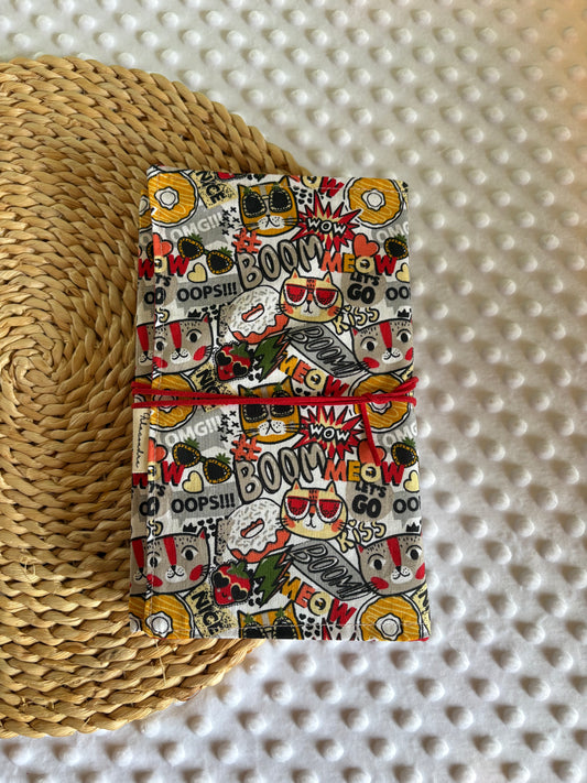 Funda para libros gatos y donuts  - Hecho a mano en Barcelona