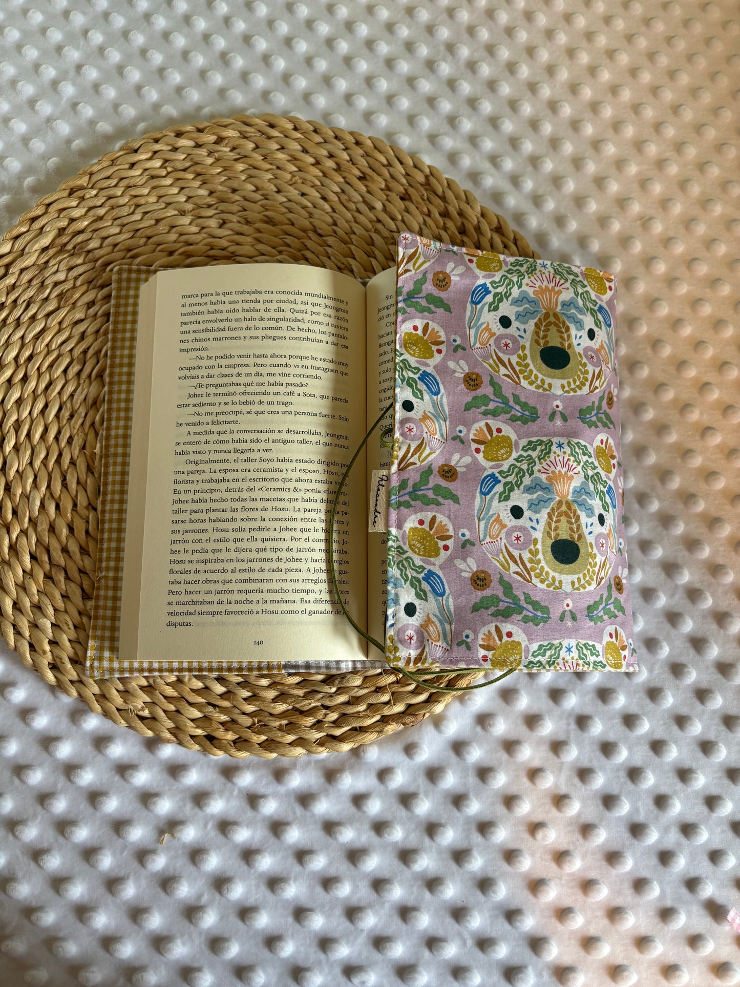 Funda para libros Byrnie Parme  - Hecho a mano en Barcelona