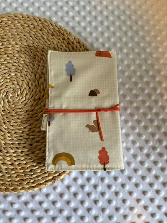 Funda para libros estampado osos y otoño  - Hecho a mano en Barcelona