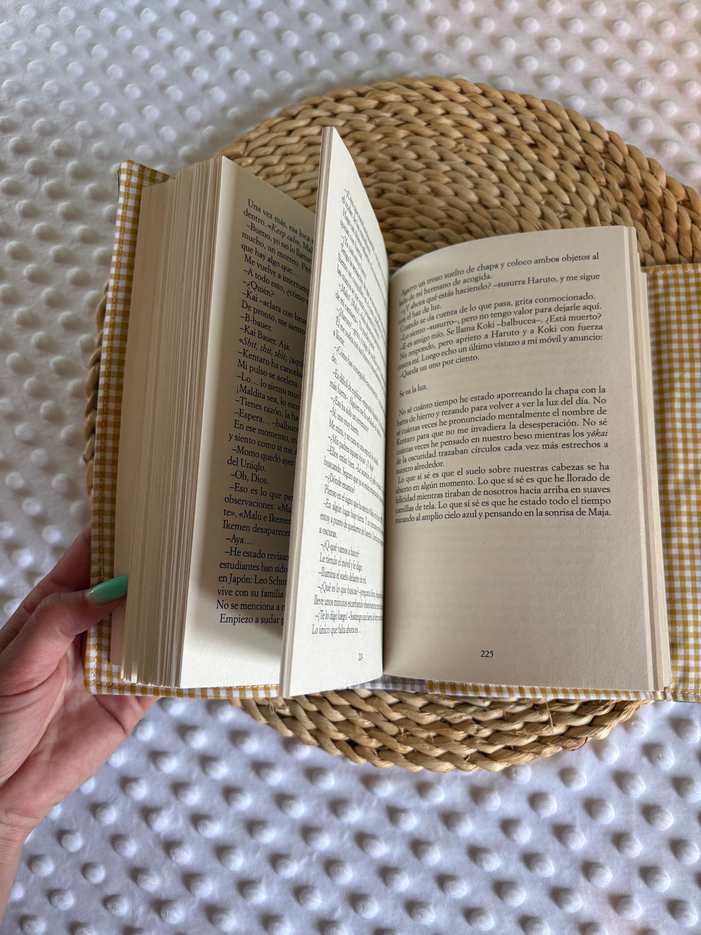Funda para libros estampado domi  - Hecho a mano en Barcelona