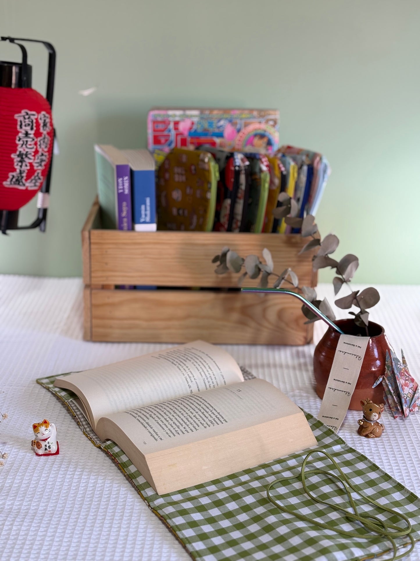 Funda de libro Gatos y perros con Tela Japonesa – Hecha a mano en Barcelona